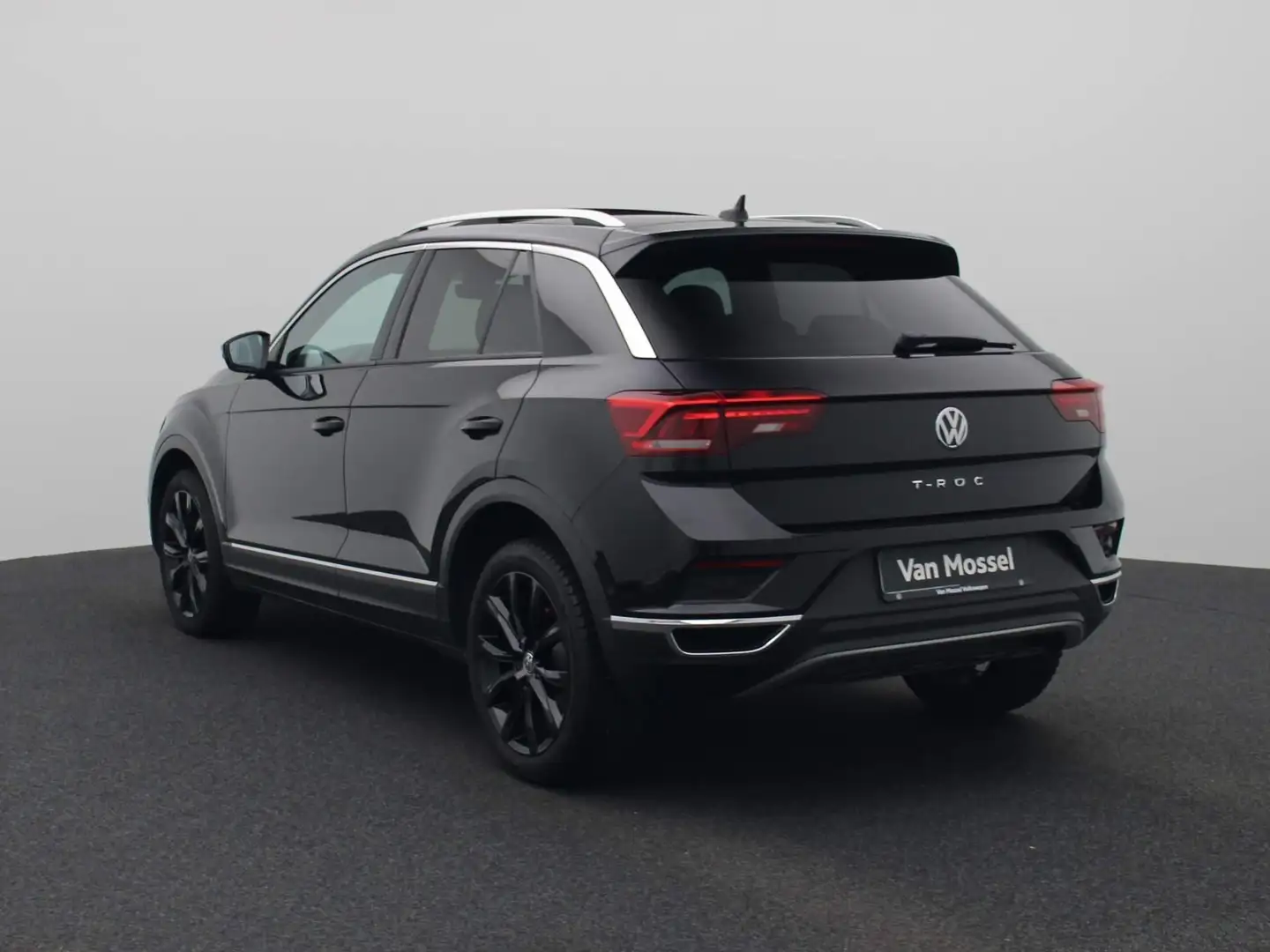 Volkswagen T-Roc 1.5 TSI Sport | Automaat | Panorama dak | Navigati Noir - 2