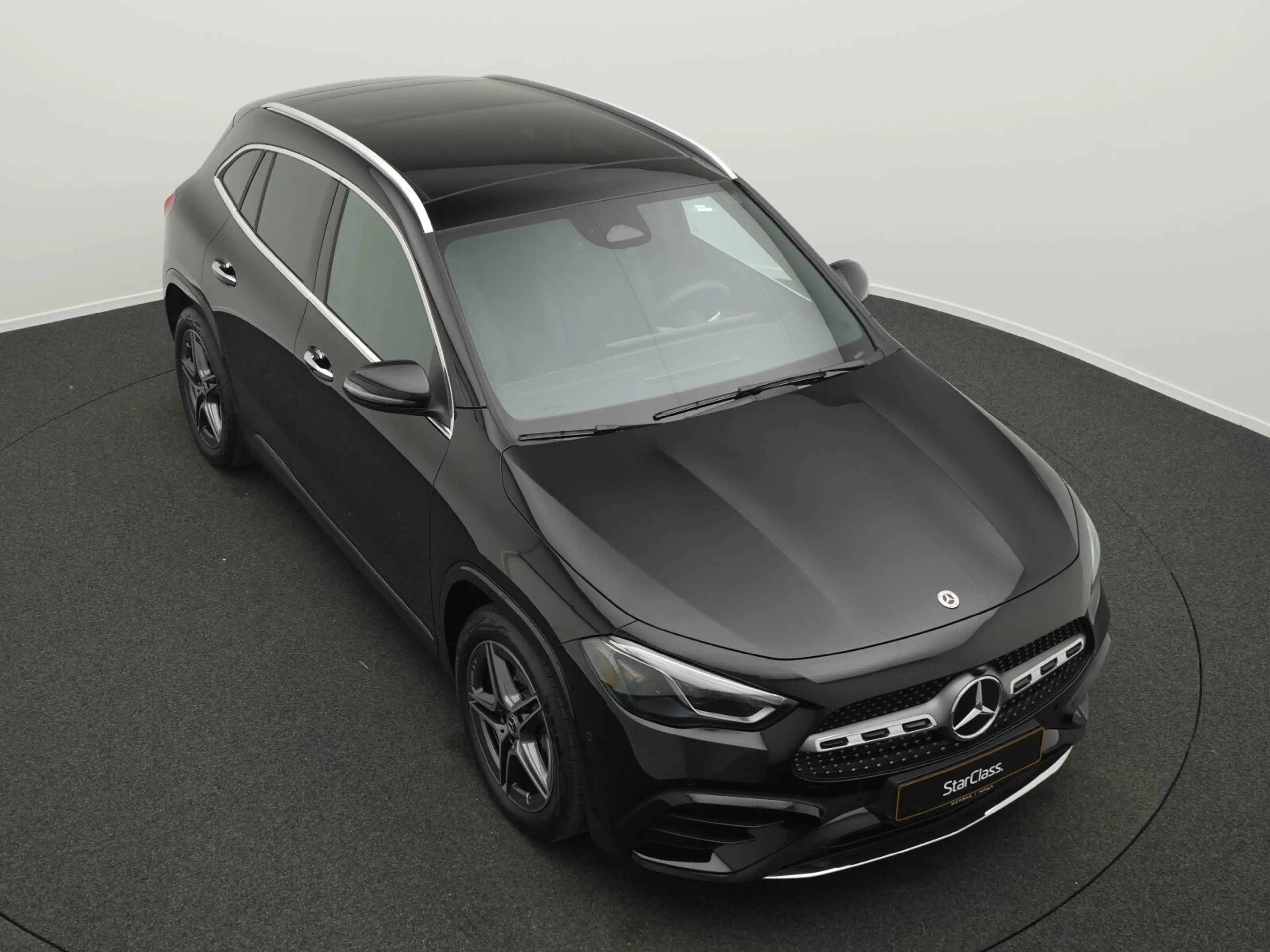 Mercedes-Benz GLA 220 GLA 220 4MATIC Multi+Pano+AHK+Handsfree AMG Line — photo 12