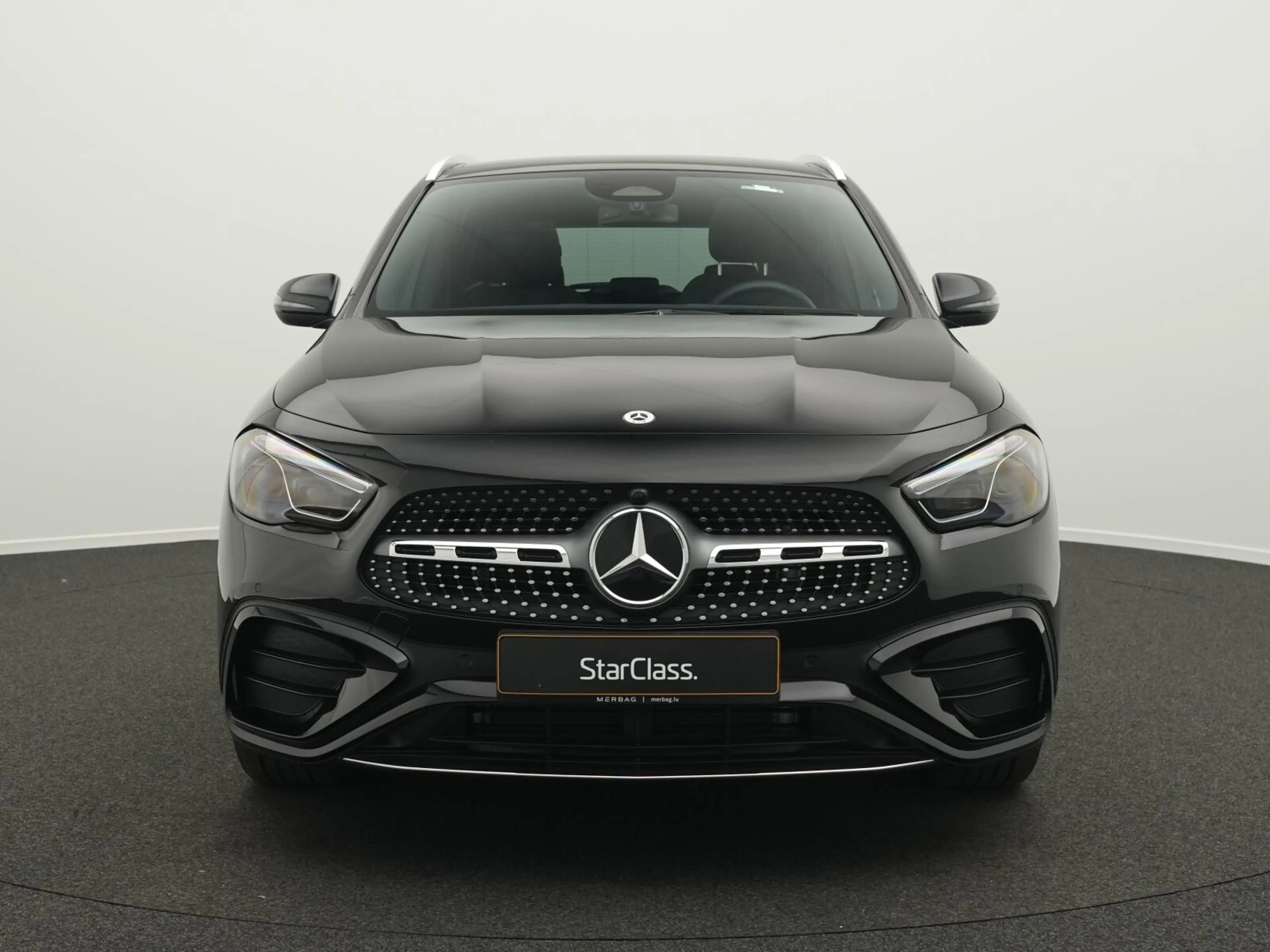 Mercedes-Benz GLA 220 GLA 220 4MATIC Multi+Pano+AHK+Handsfree AMG Line — photo 2