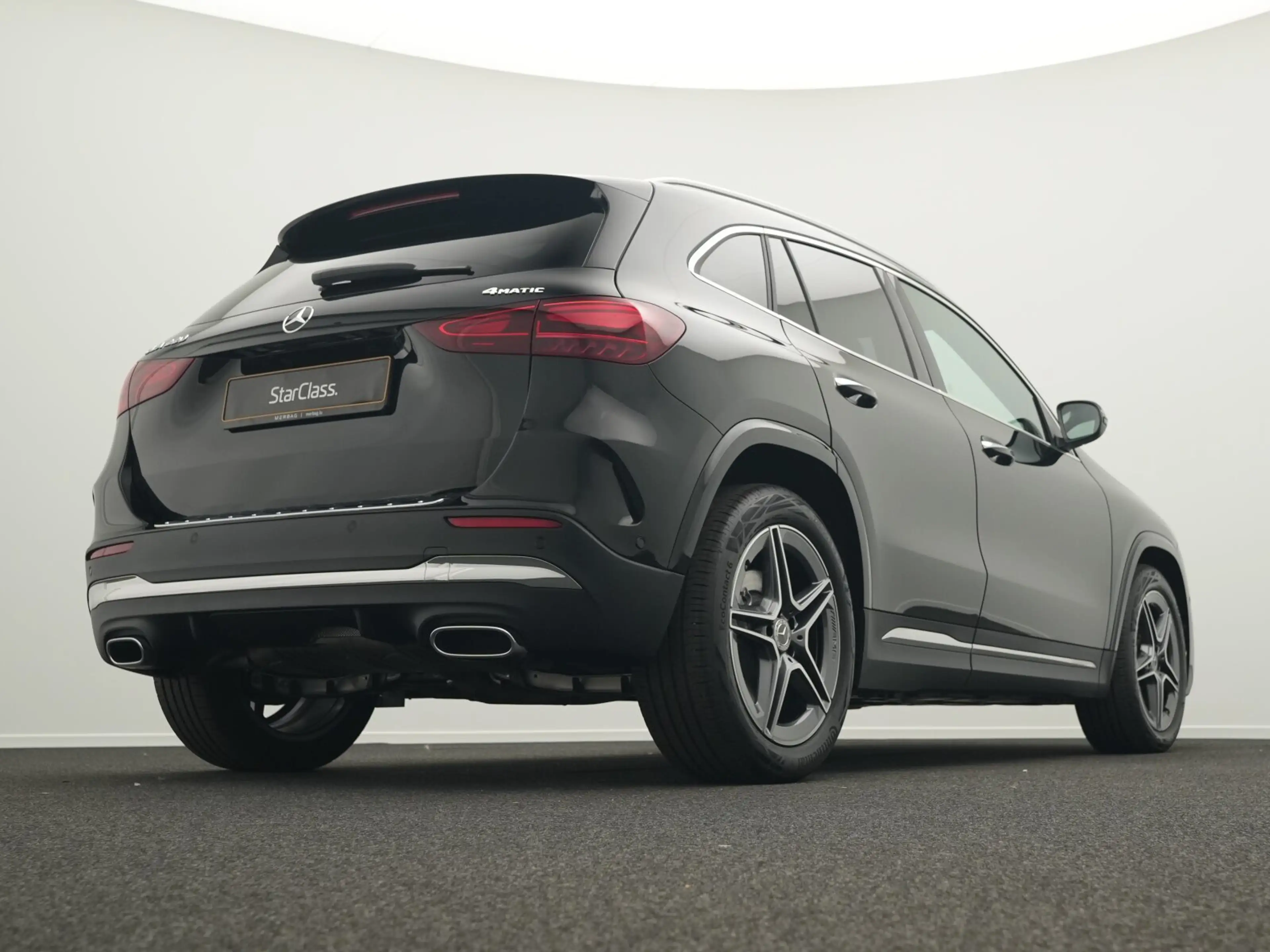 Mercedes-Benz GLA 220 GLA 220 4MATIC Multi+Pano+AHK+Handsfree AMG Line — photo 11