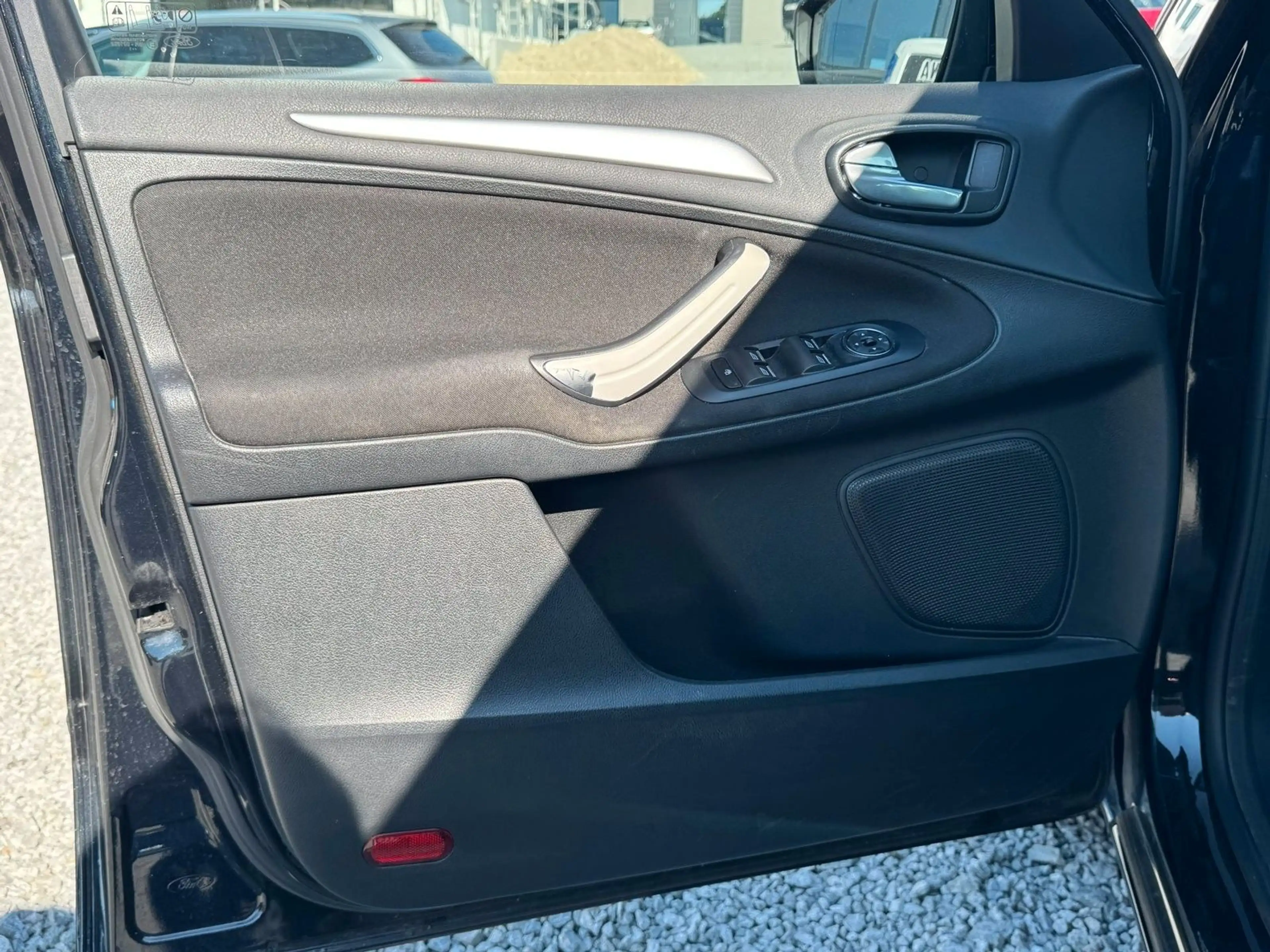 Ford S-Max 2.0 Titanium*Navi*7Sitz.*Shz*TÜV&Service — photo 9