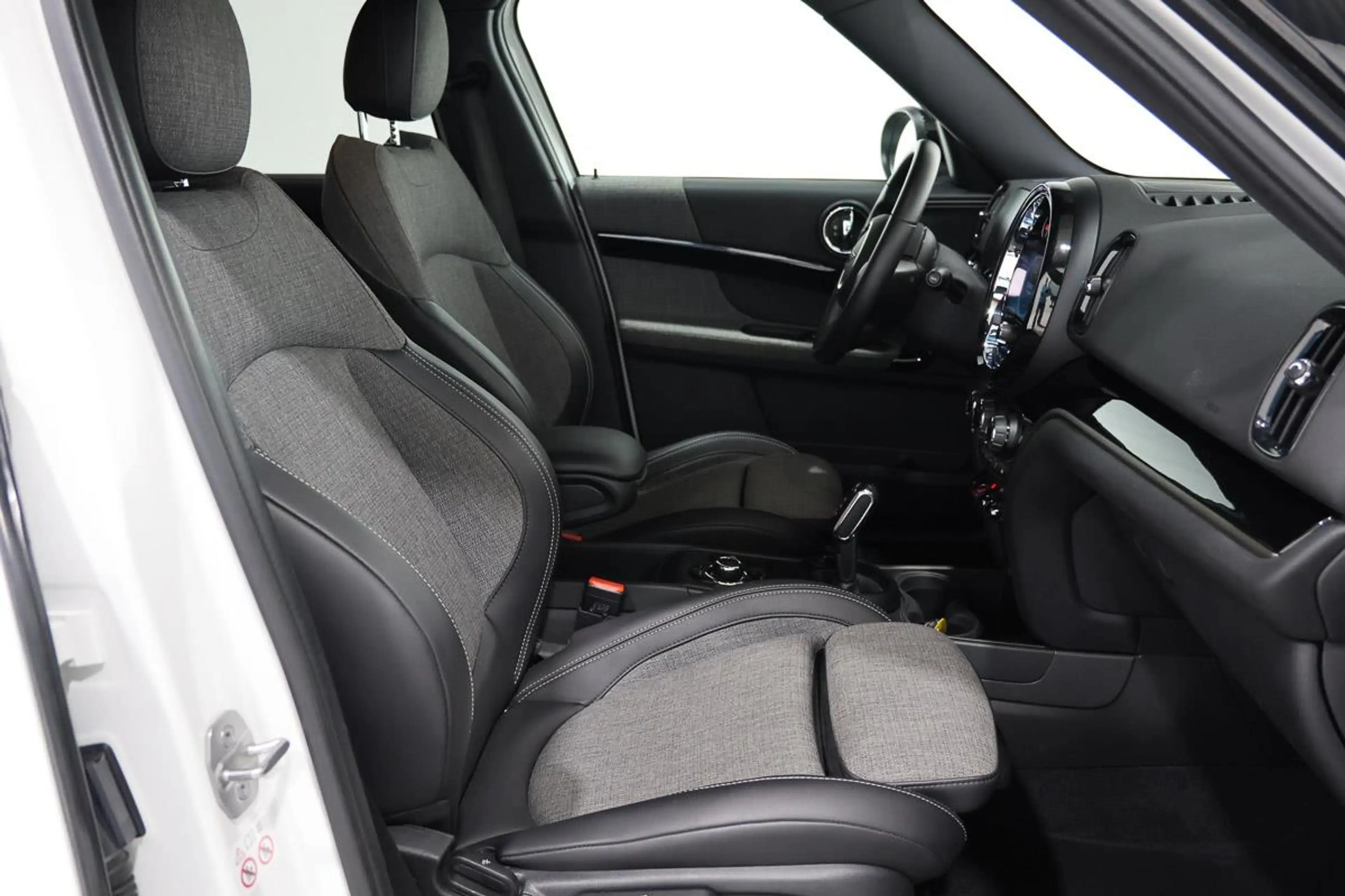 MINI Cooper Countryman 1.5 AUTOMATIQUE LED SEMI CUIR GPS CAMERA JA17 — photo 10