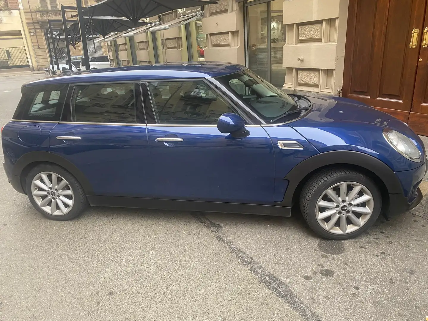 MINI One D Clubman Mini IV F54 2016 Clubman 1.5 Business auto Modrá - 2