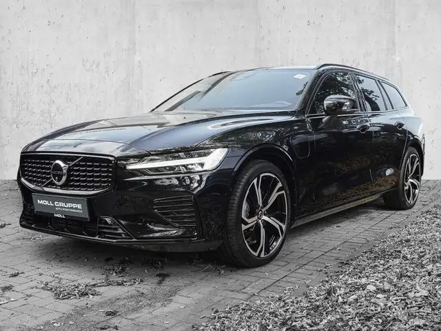 Volvo V60 view 2