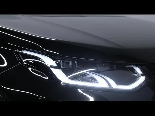 Land Rover Discovery Sport view 7