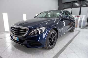 Pelle e alcantara C220 D 4 Matic