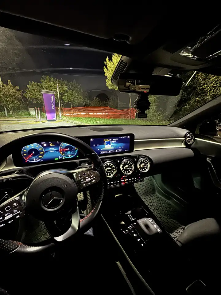 Mercedes-Benz A 250