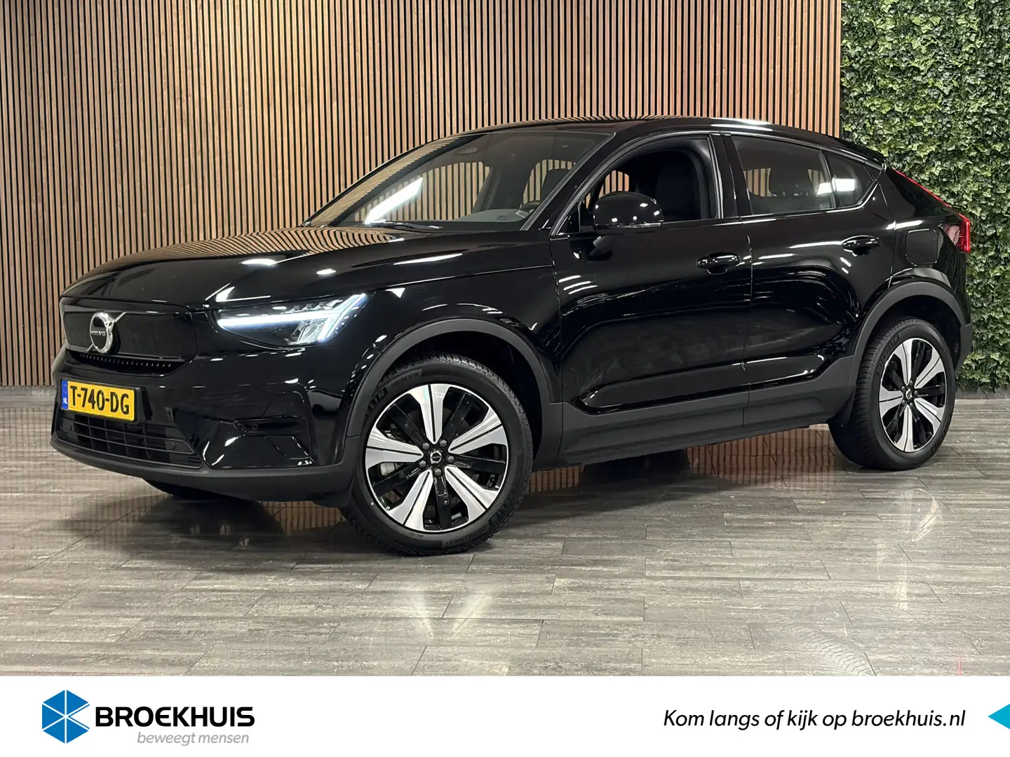 Volvo C40 Recharge Core 69 kWh | Stoel en Stuurwielverwarmin Noir - 1