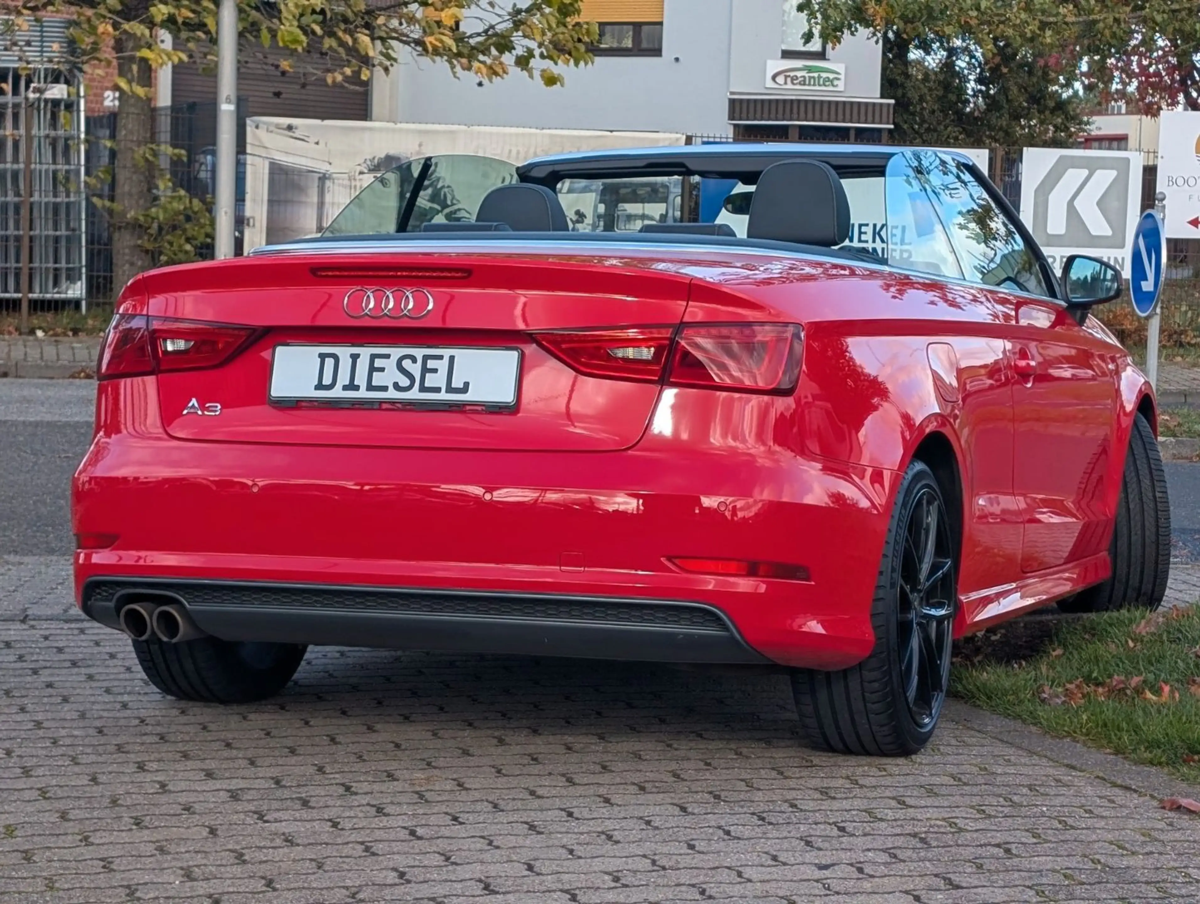Audi A3 Cabriolet S line Sportpaket*LEDER*PDC*NAVI !! — photo 11