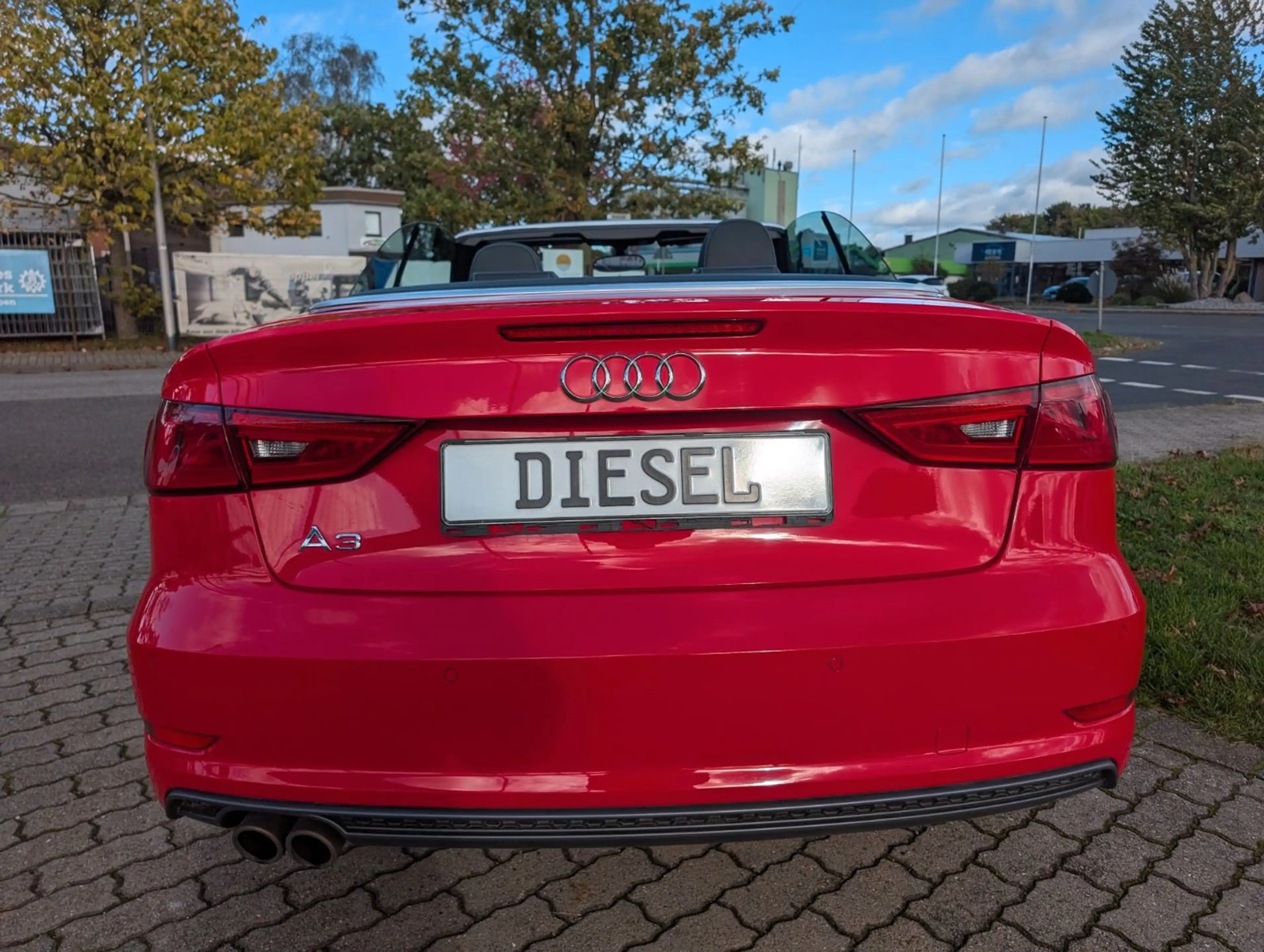 Audi A3 Cabriolet S line Sportpaket*LEDER*PDC*NAVI !! — photo 14