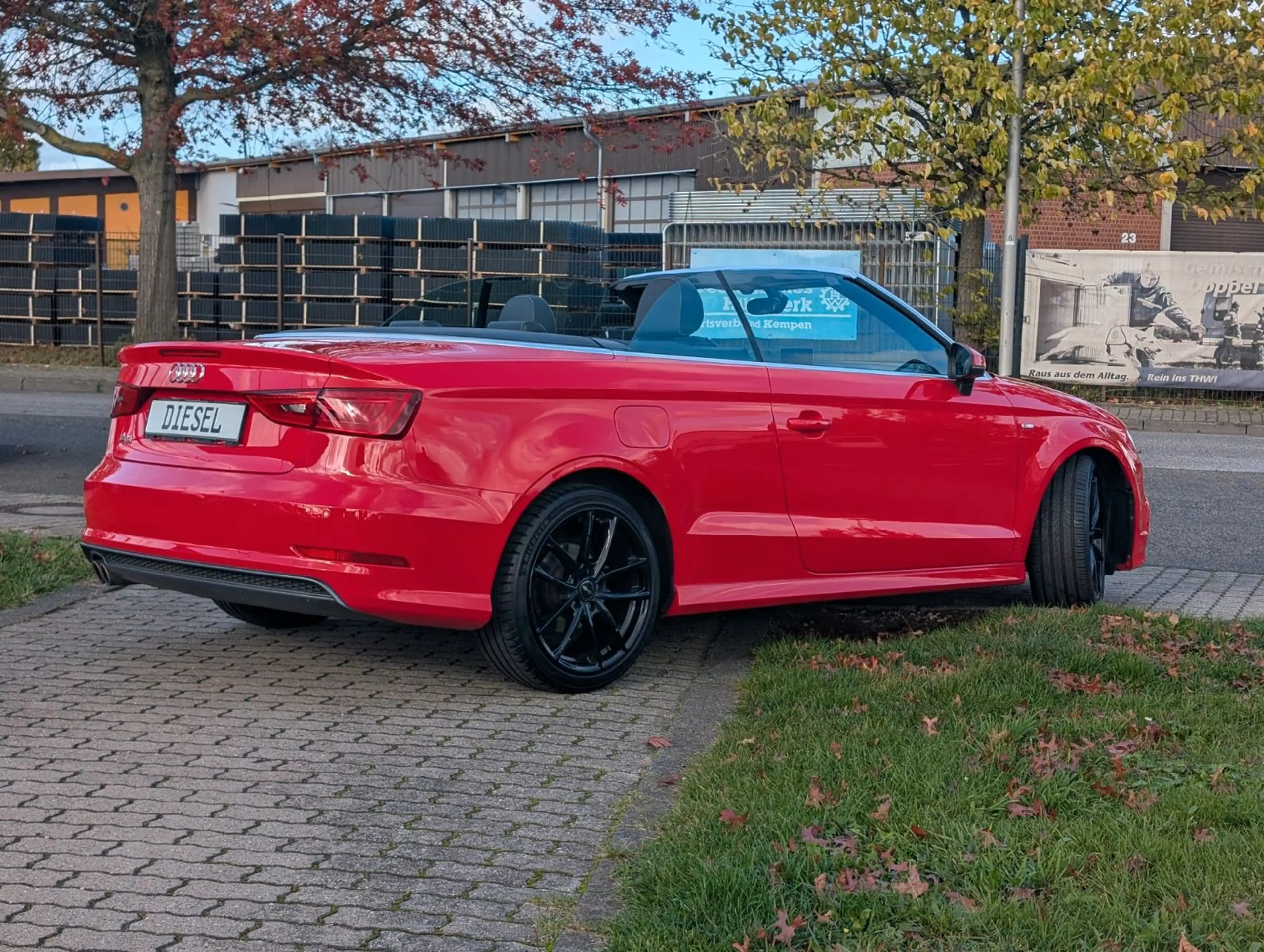 Audi A3 Cabriolet S line Sportpaket*LEDER*PDC*NAVI !! — photo 12
