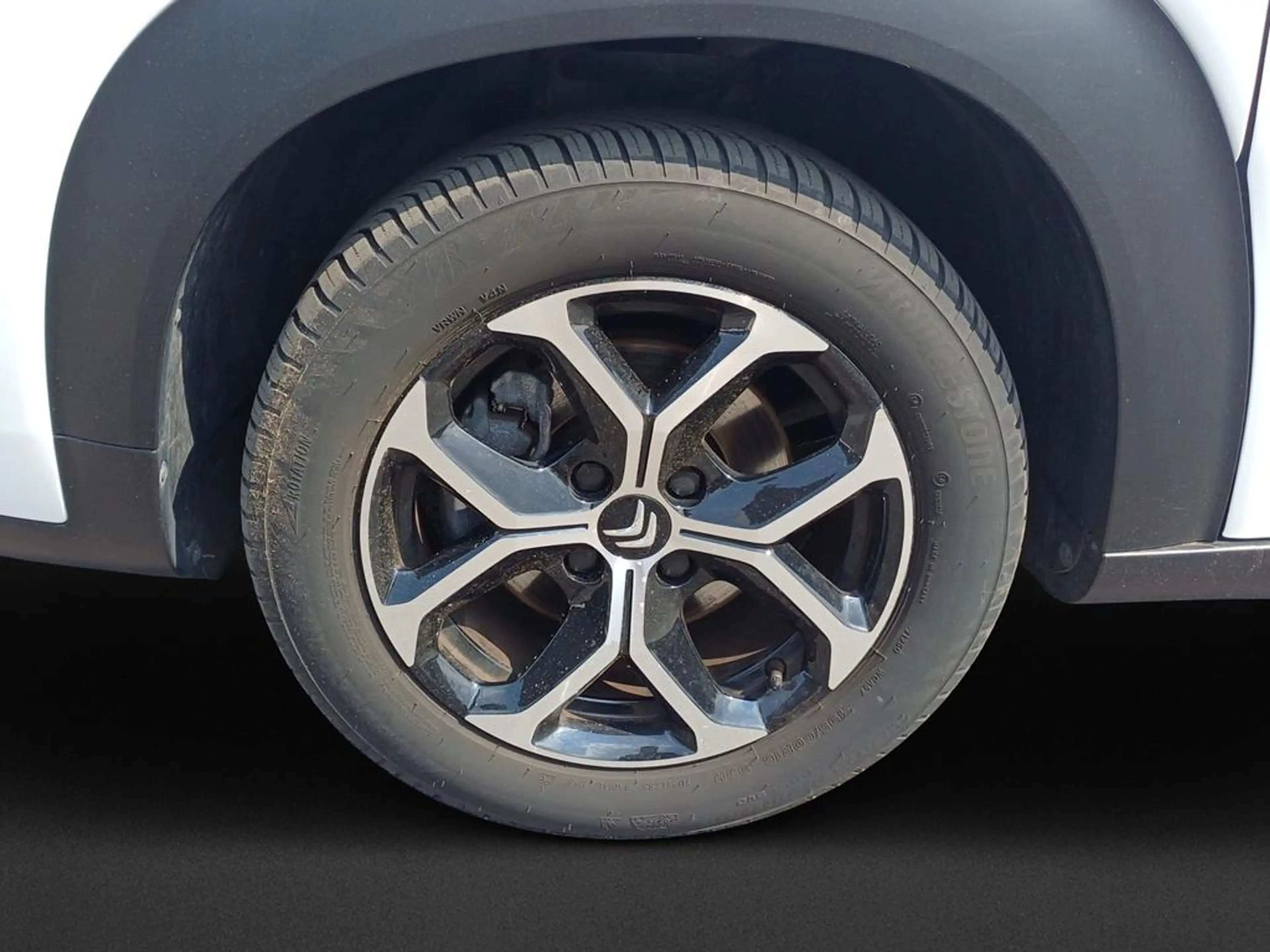 Citroen C3 Aircross Shine — photo 8