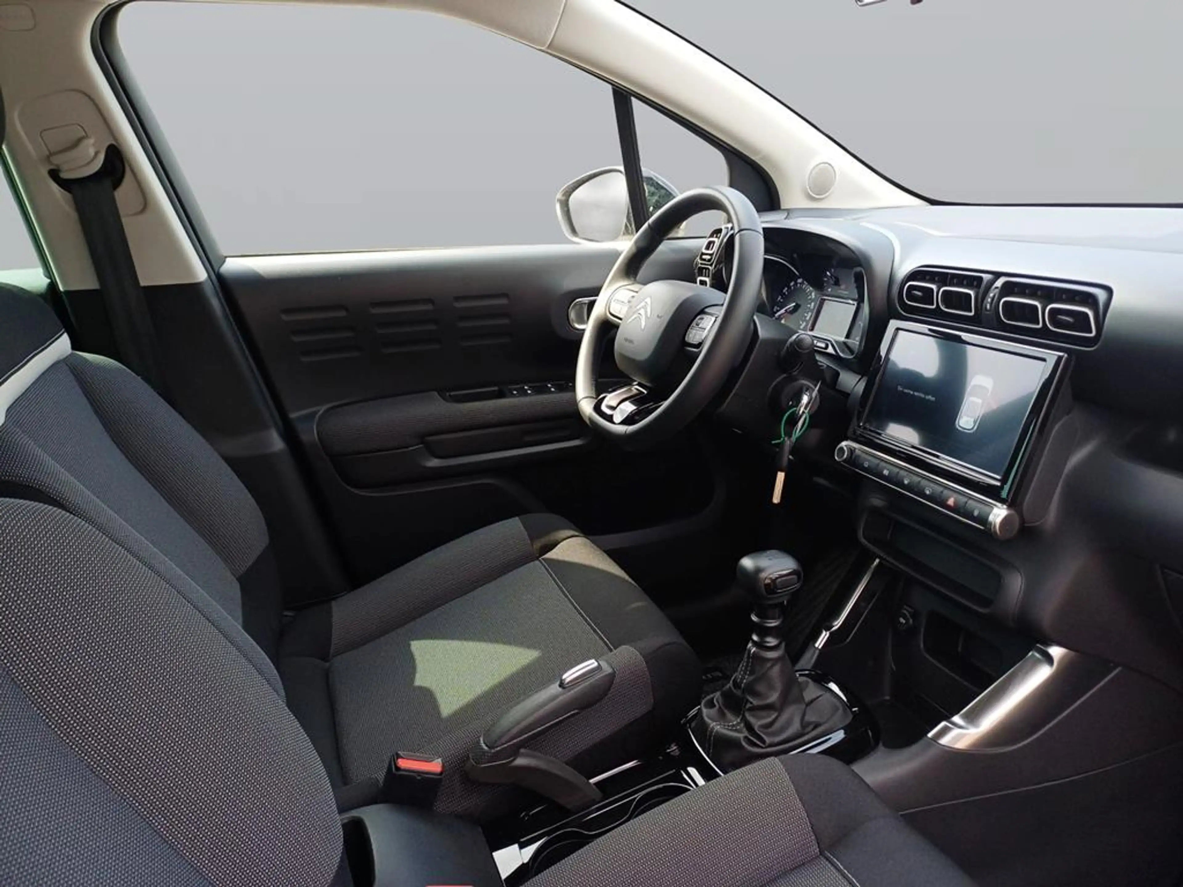 Citroen C3 Aircross Shine — photo 11