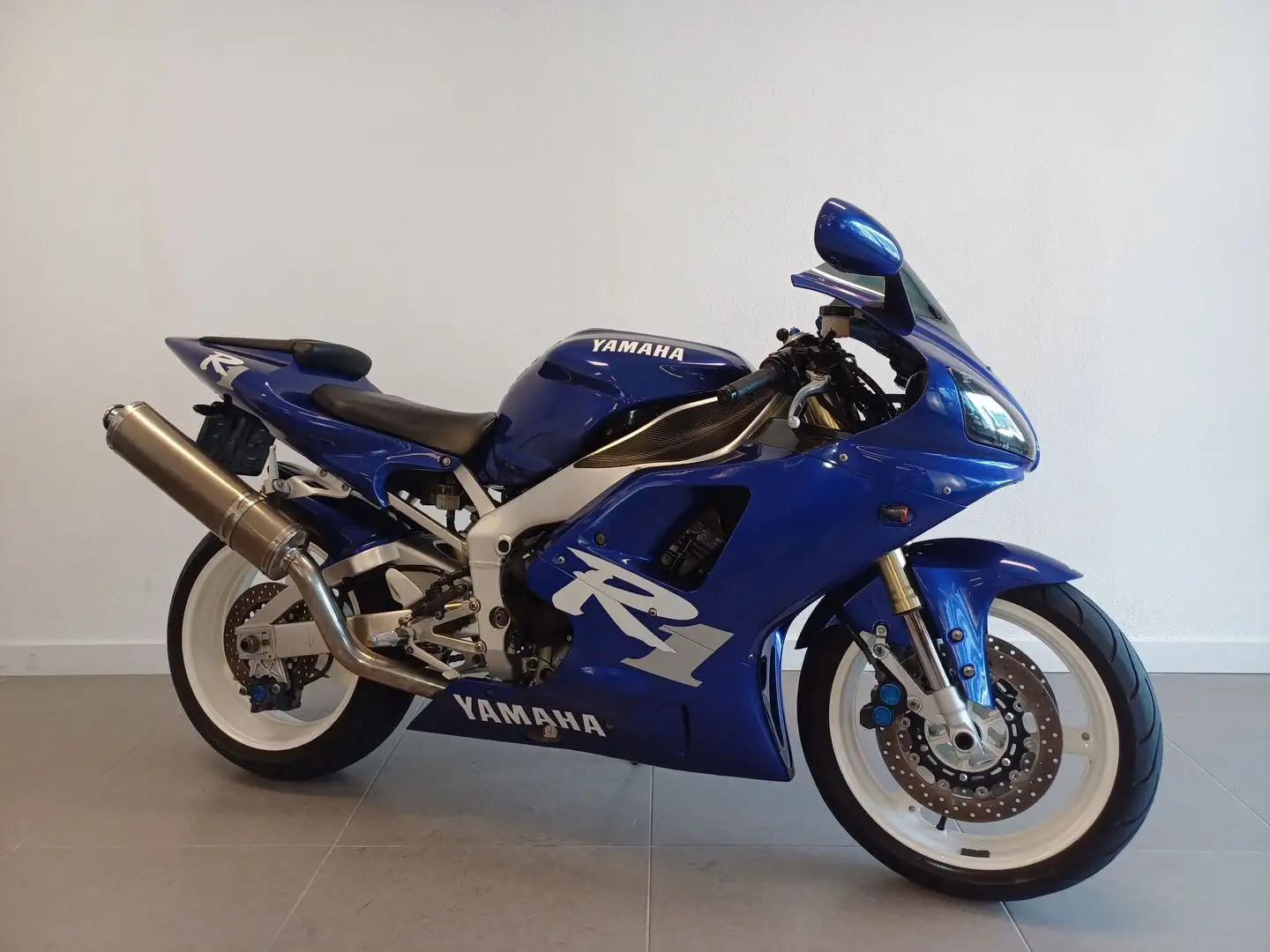 Yamaha YZF-R1 Blauw - 2