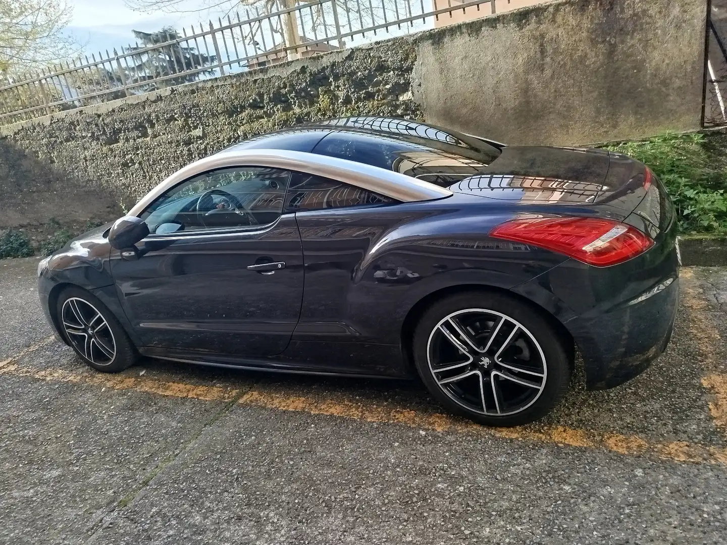 Peugeot RCZ 2.0 hdi 16v 163cv - 1