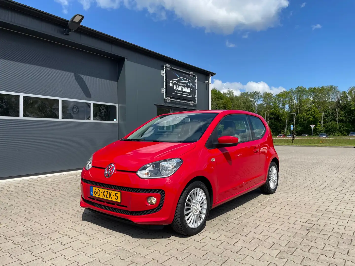 Volkswagen up! 1.0 high up! BlueMotion Rood - 1
