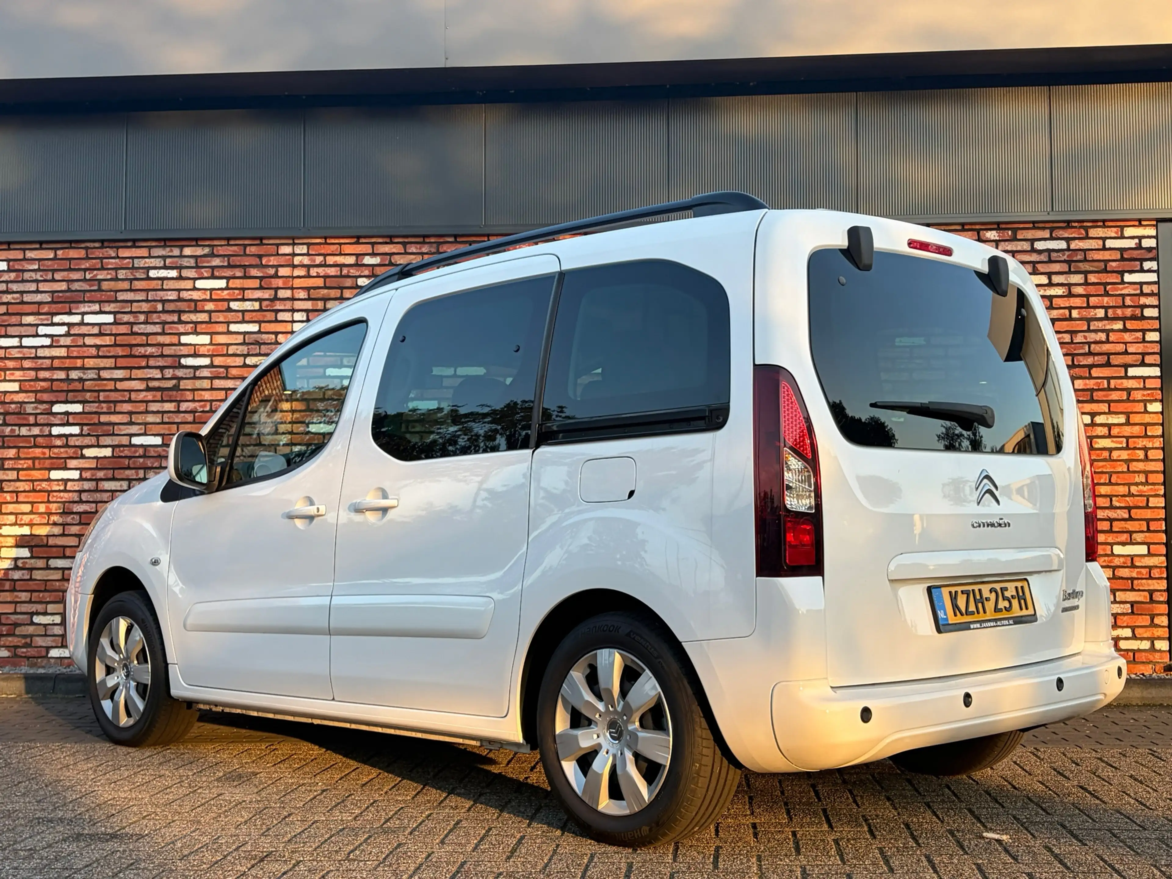 Citroen Berlingo 1.2 Shine 5-Pers Carplay Cruise Clima Pdc 1Eig Vol — photo 2
