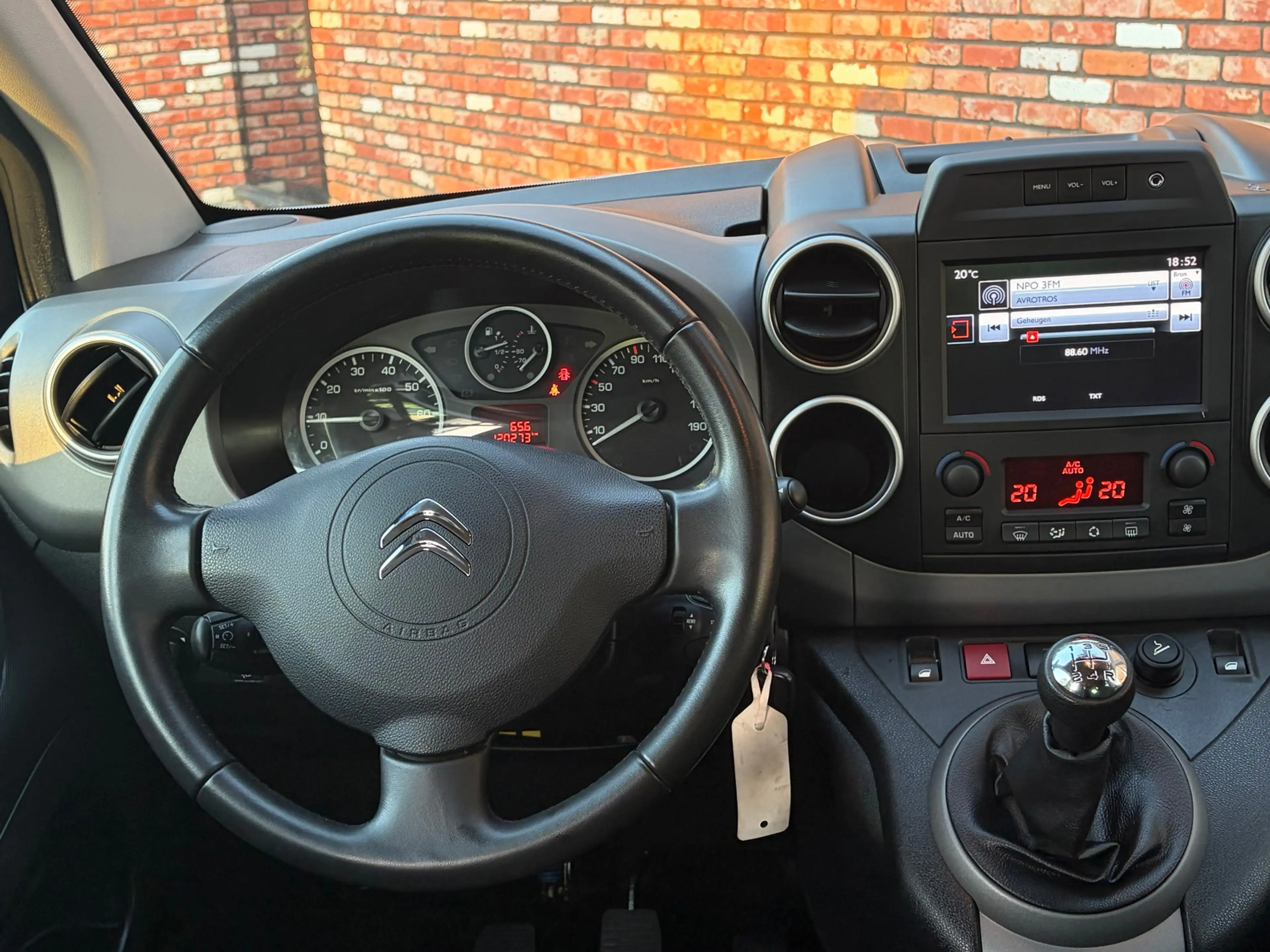 Citroen Berlingo 1.2 Shine 5-Pers Carplay Cruise Clima Pdc 1Eig Vol — photo 20