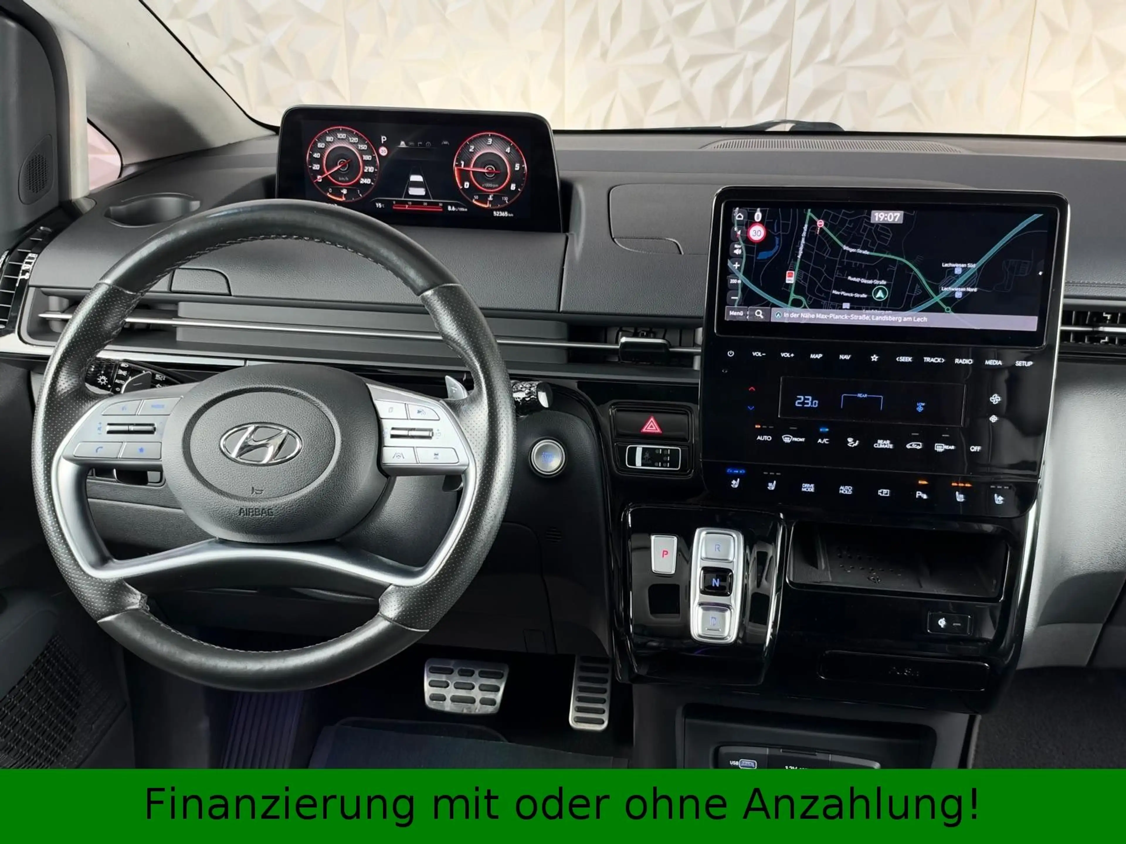 Hyundai STARIA 2.2CRDI*Signature 4WD*Pano*Liegepaket*uvm — photo 10
