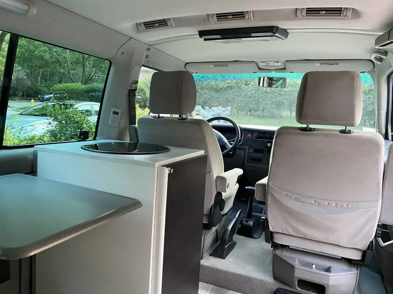 Volkswagen Eurovan снимка Volkswagen Eurovan