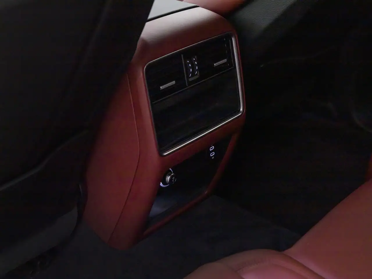 Porsche Cayenne coupe 3.0 e-hybrid tiptronic, миниатюра 25