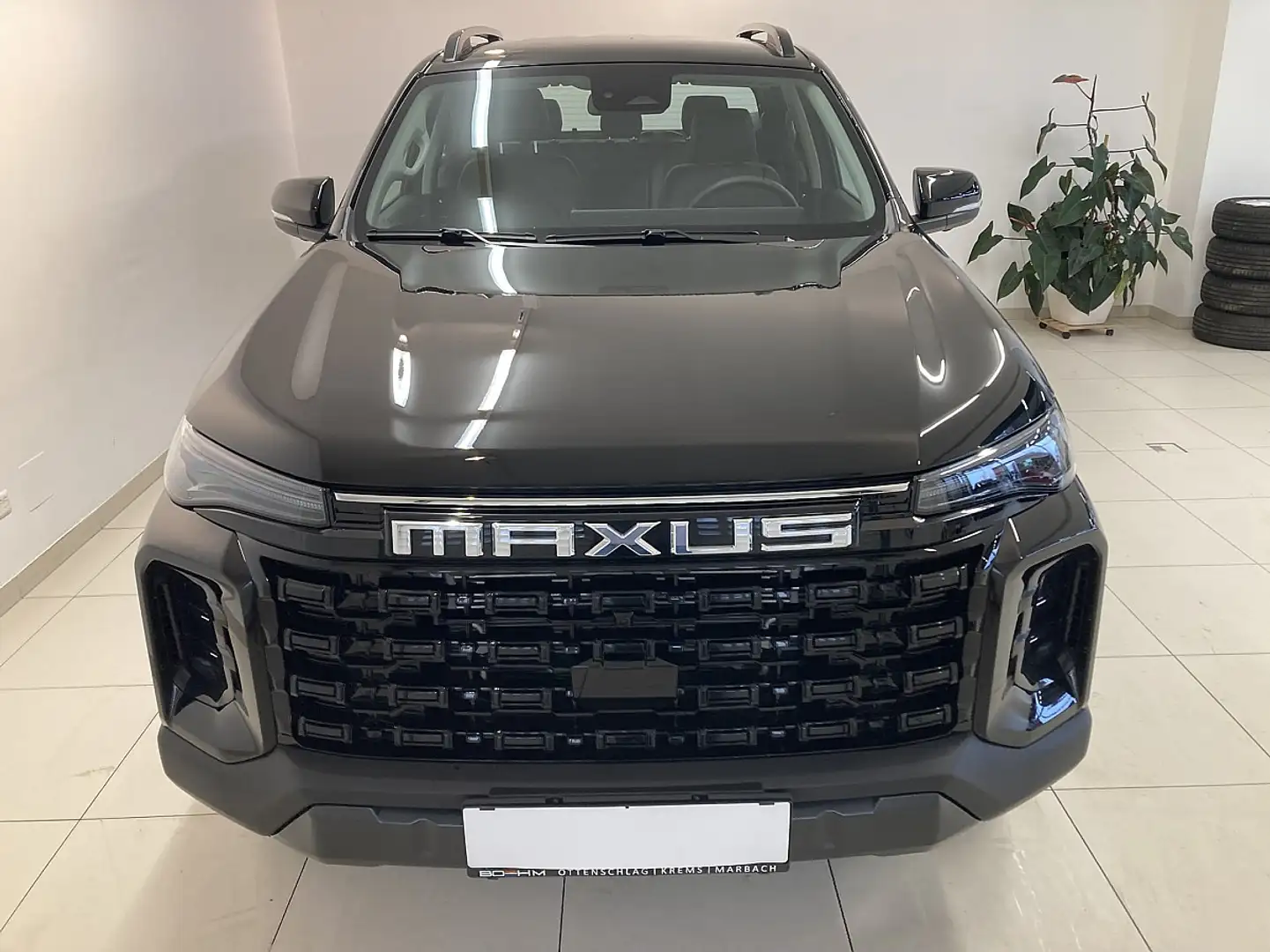 Maxus T60  Luxury  215PS.BiTurbo  --3.500kg Anhängela... Černá - 2