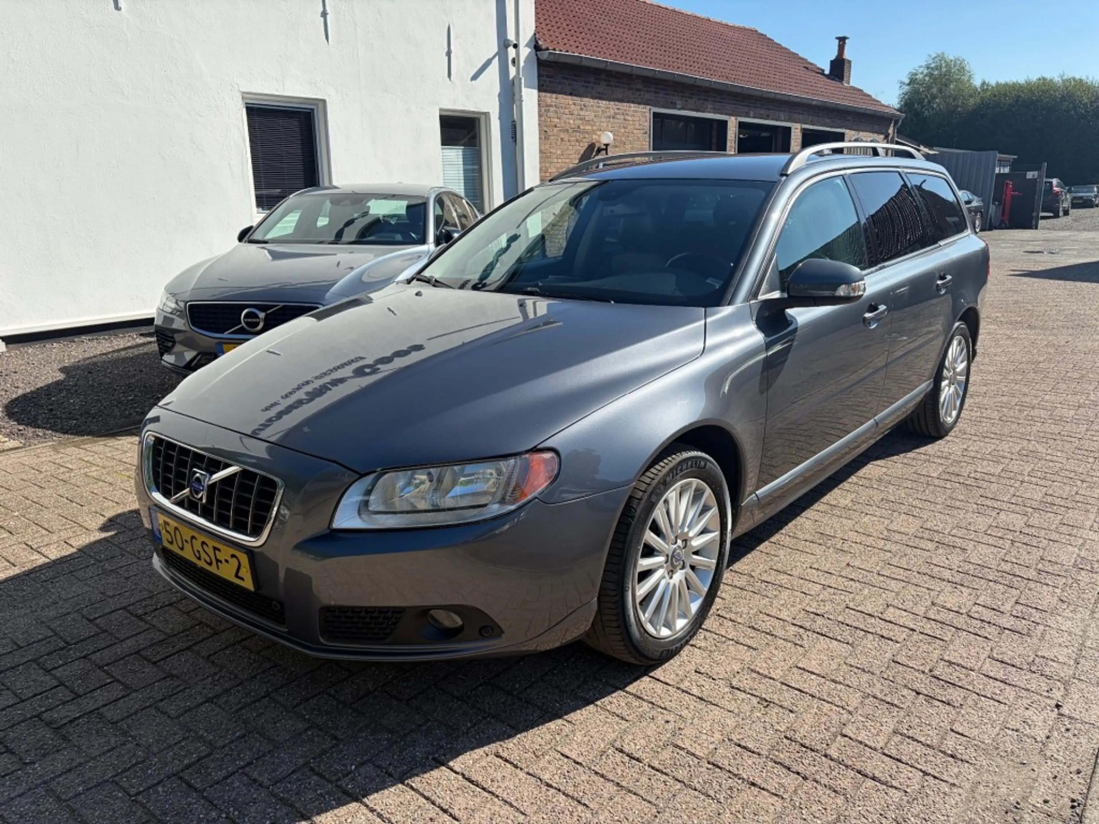Volvo V70 2.5T Momentum Leder Stoelverw. Trekhaak