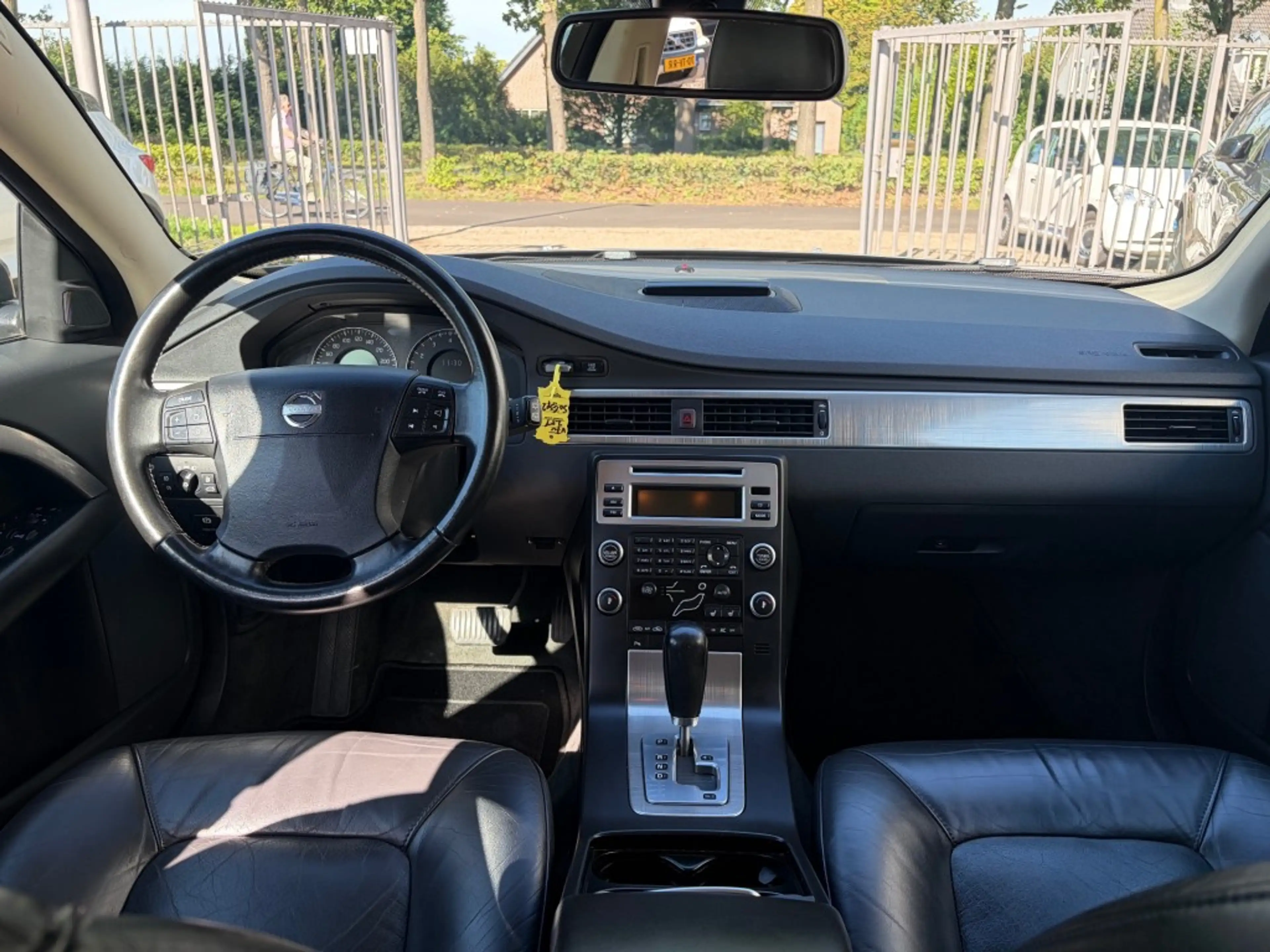 Volvo V70 2.5T Momentum Leder Stoelverw. Trekhaak — photo 9