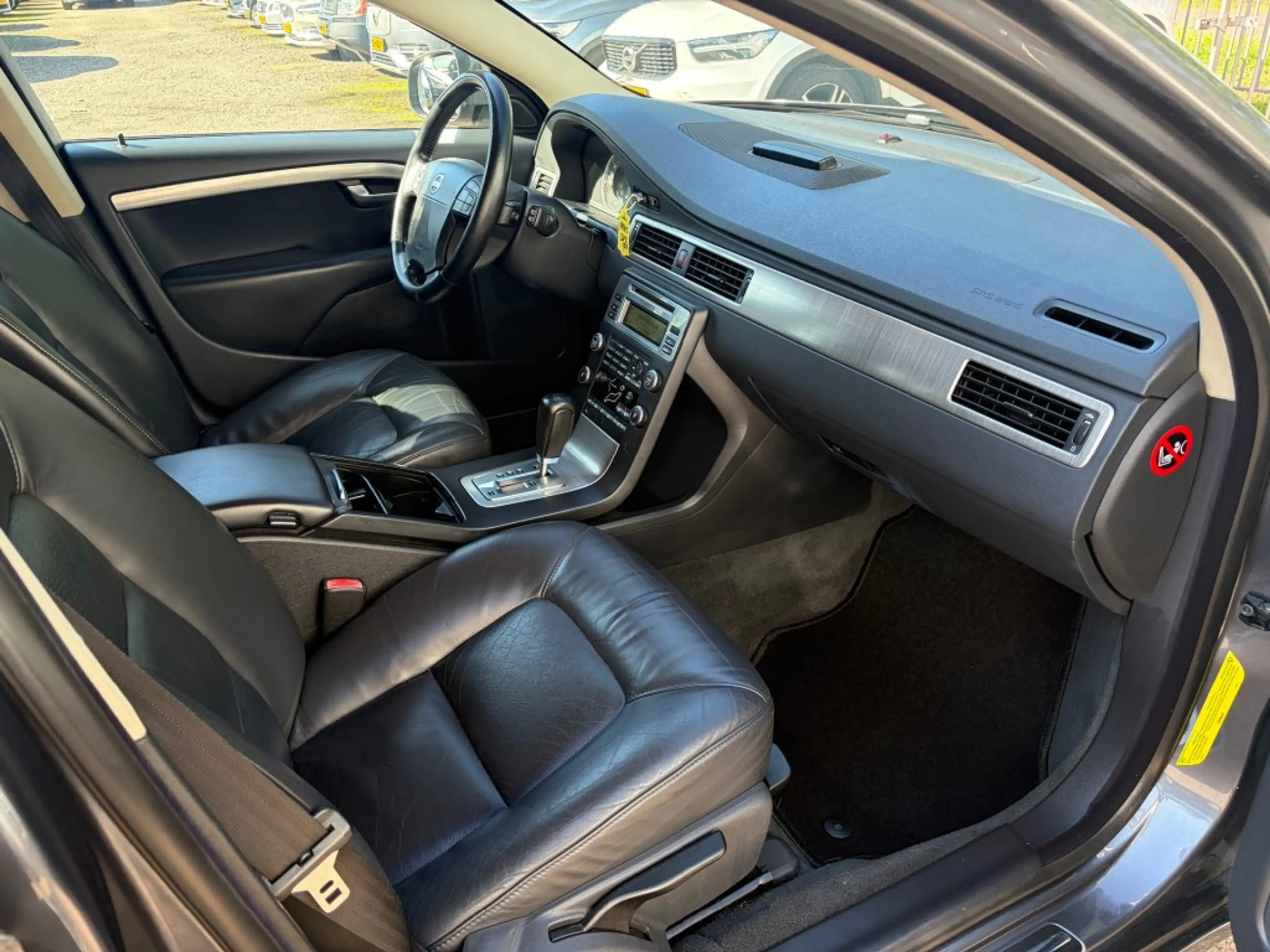 Volvo V70 2.5T Momentum Leder Stoelverw. Trekhaak — photo 14