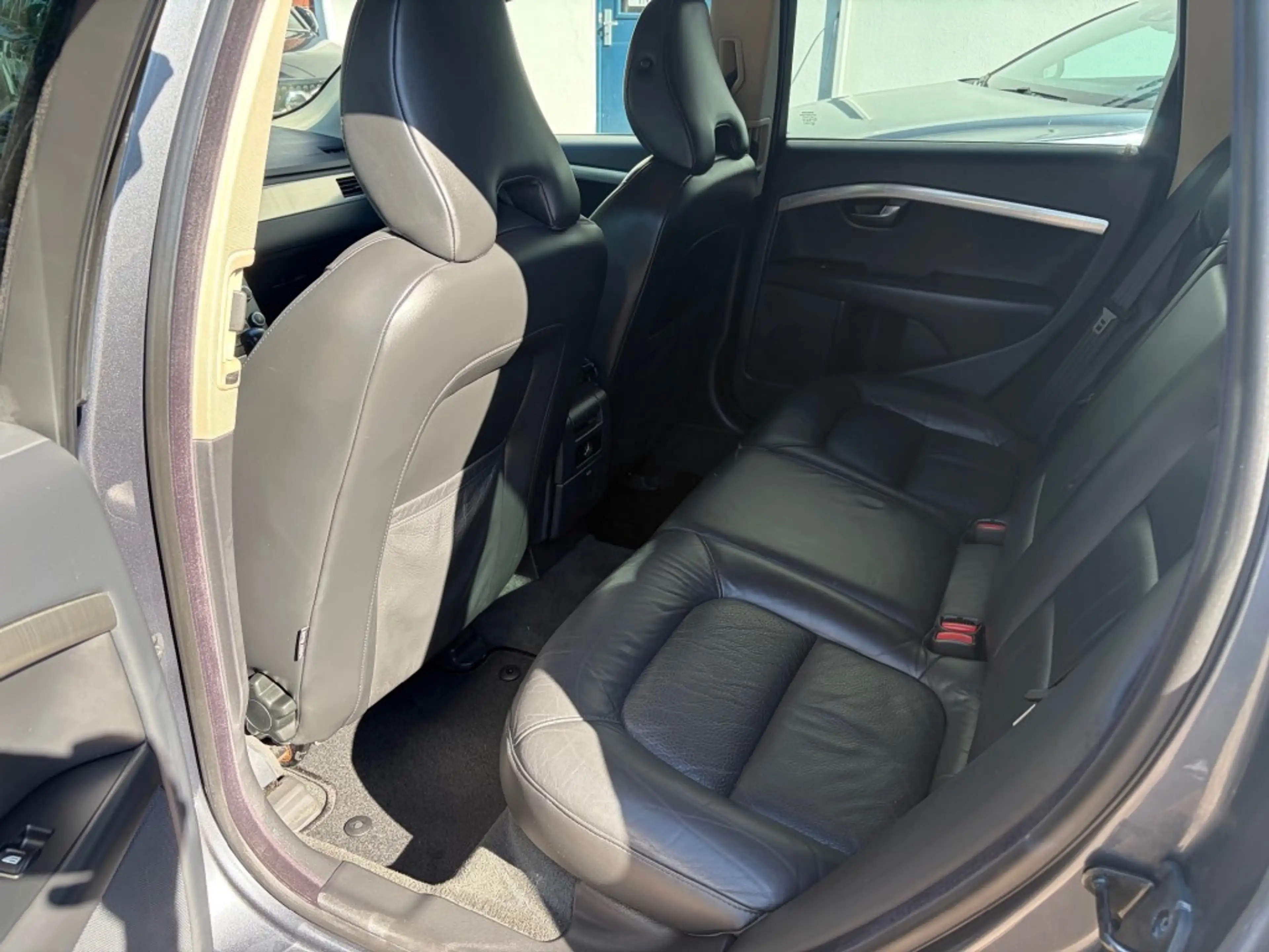 Volvo V70 2.5T Momentum Leder Stoelverw. Trekhaak — photo 15