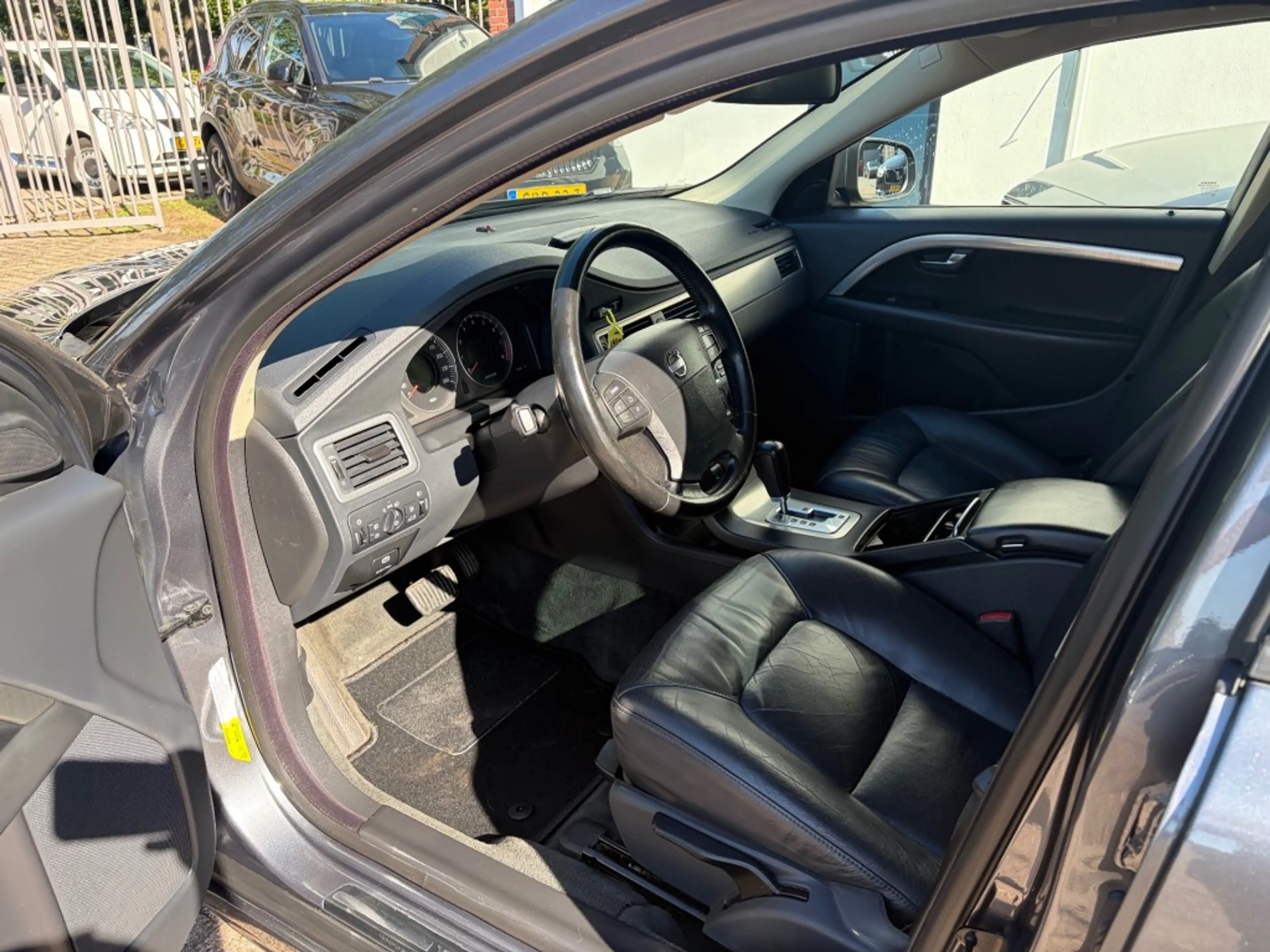 Volvo V70 2.5T Momentum Leder Stoelverw. Trekhaak — photo 7
