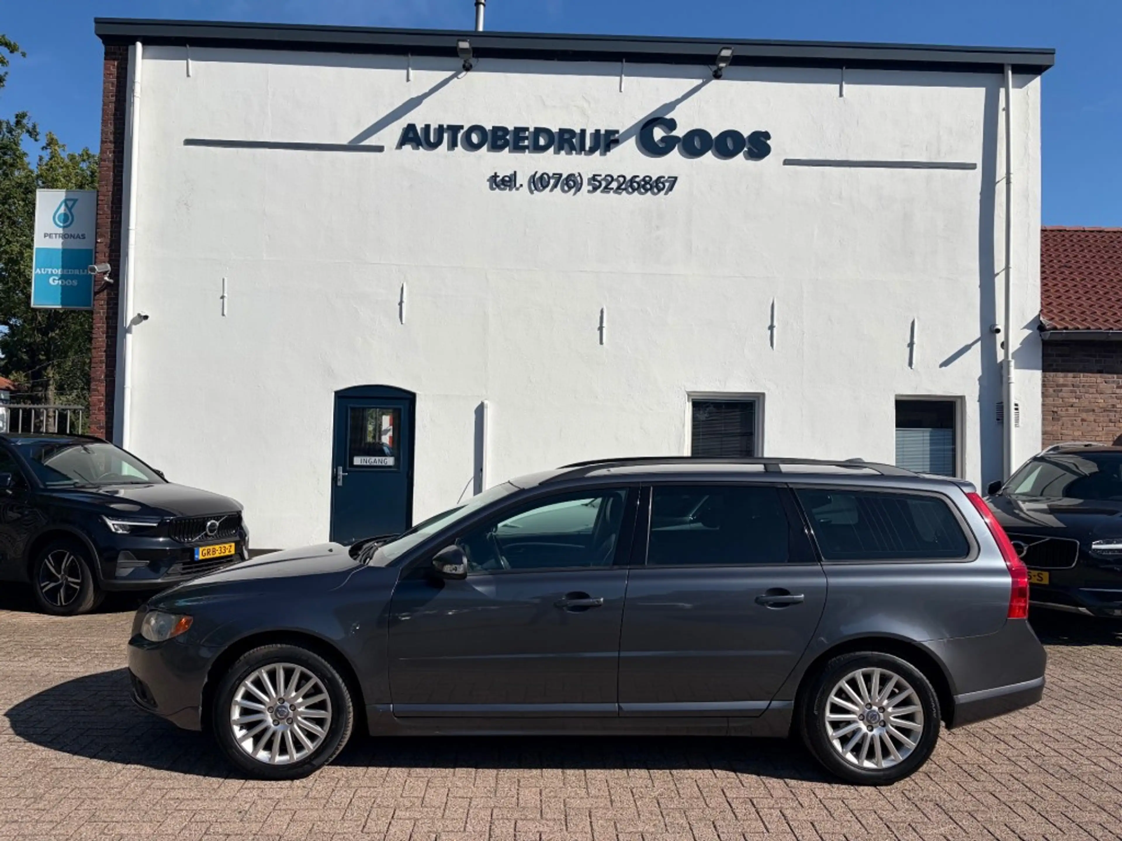 Volvo V70 2.5T Momentum Leder Stoelverw. Trekhaak — photo 2