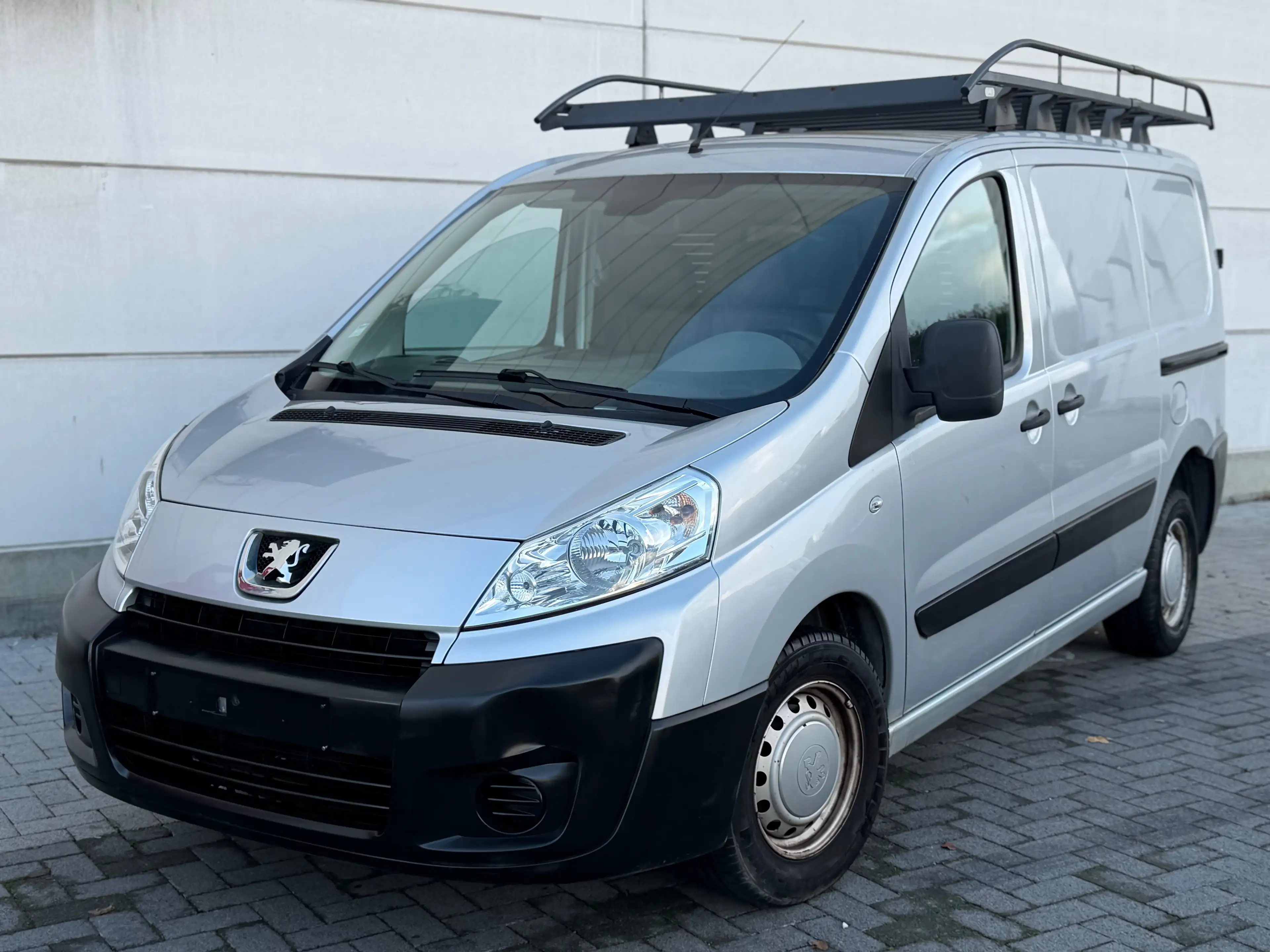 Peugeot Expert 1.6 HDi 229 L2H1 FAP (EU5) — photo 2
