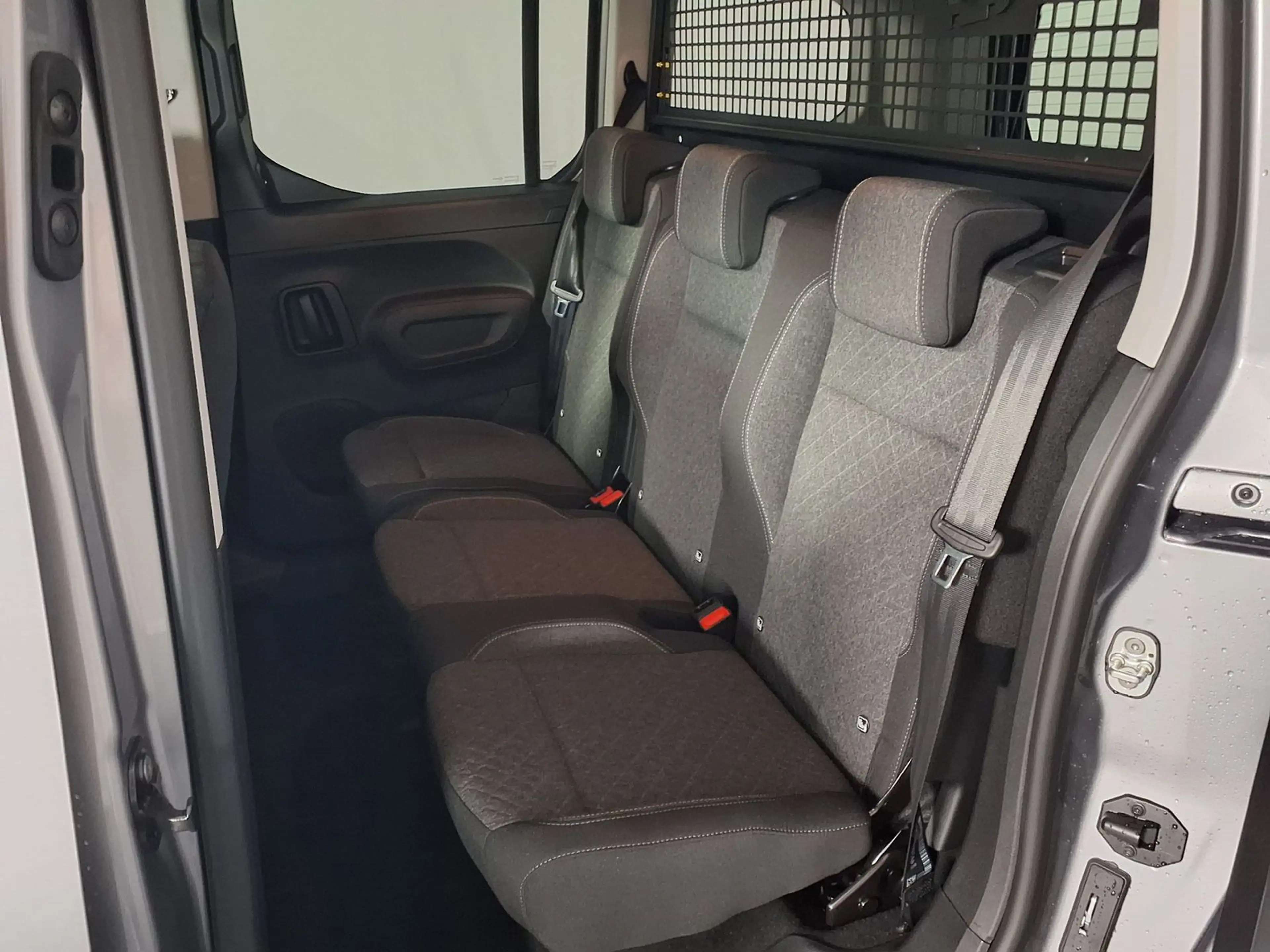 Opel Combo Life N1 Edition Stand-Hzg|AHK|RFK|Matri... — photo 10