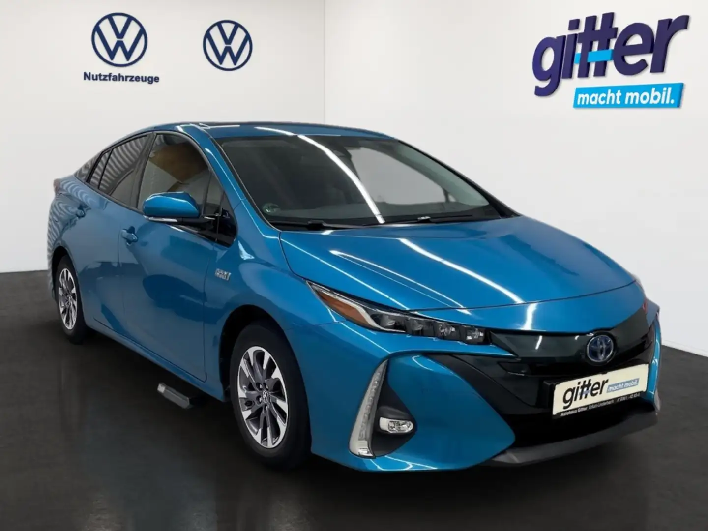 Toyota Prius Plug-in Executive LED LEDER NAVI RCAM JBL Bleu - 2
