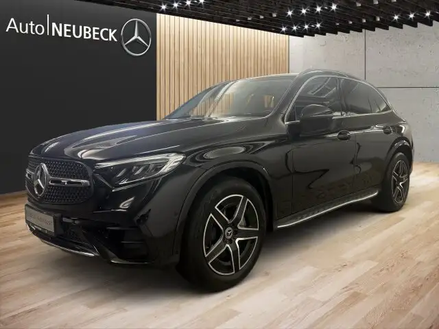 Mercedes-Benz GLC 300 GLC 300 4M AMG LineAdvanced Plus/360°/Trittbrett