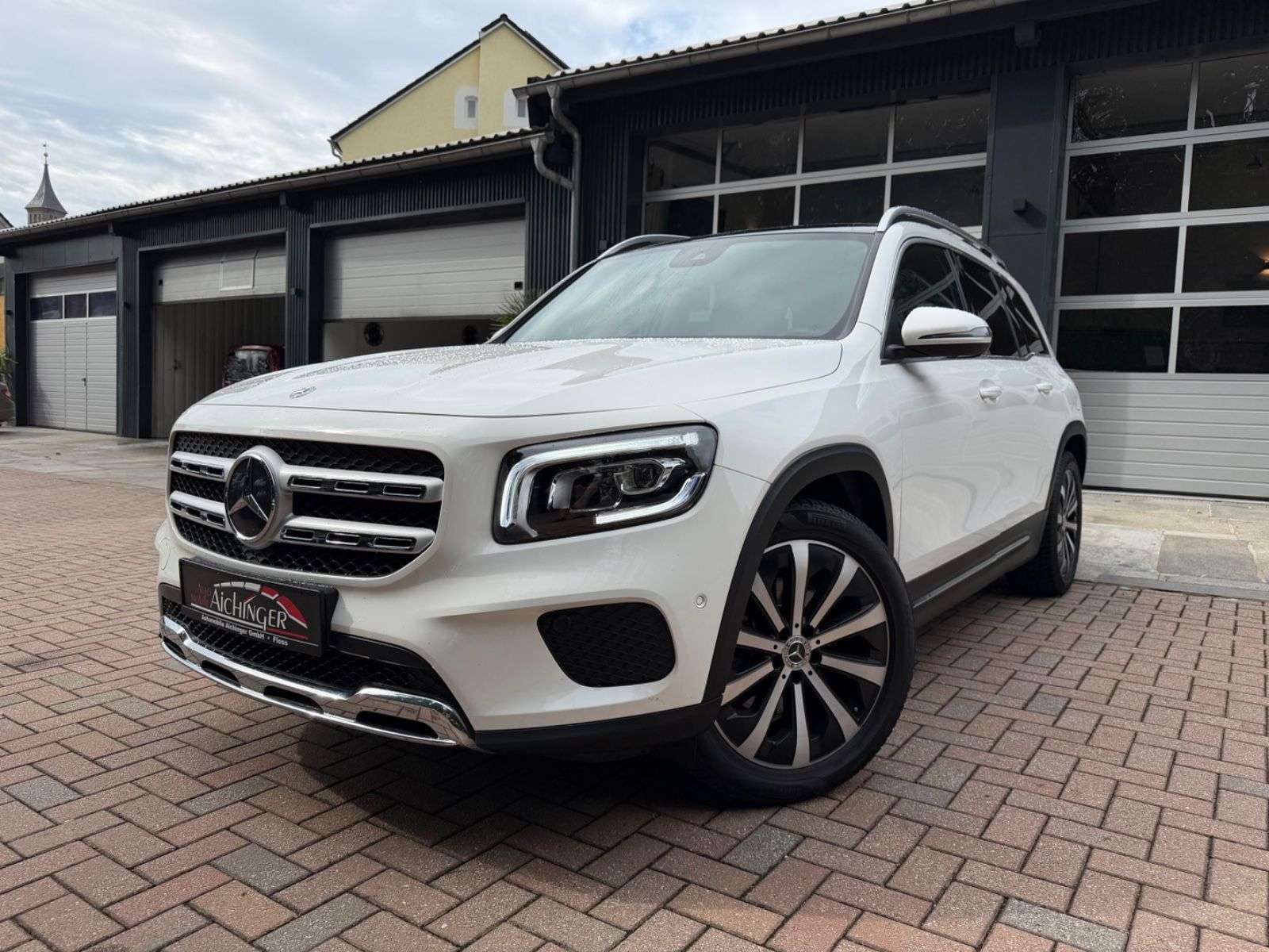 Mercedes-Benz GLB 250