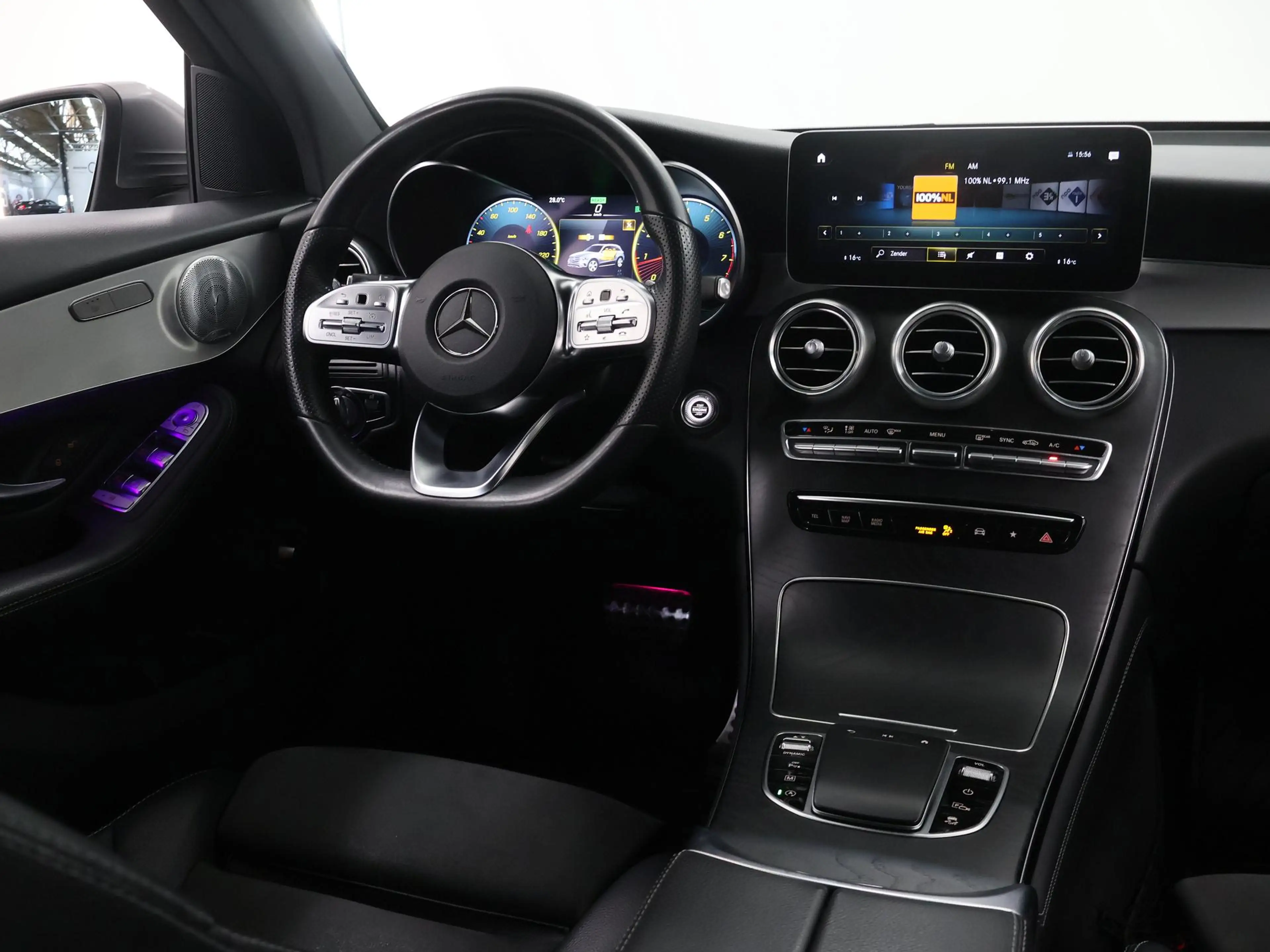 Mercedes-Benz GLC 200 Premium | Burmester | 19" lichtmetalen velgen | Wi — photo 9