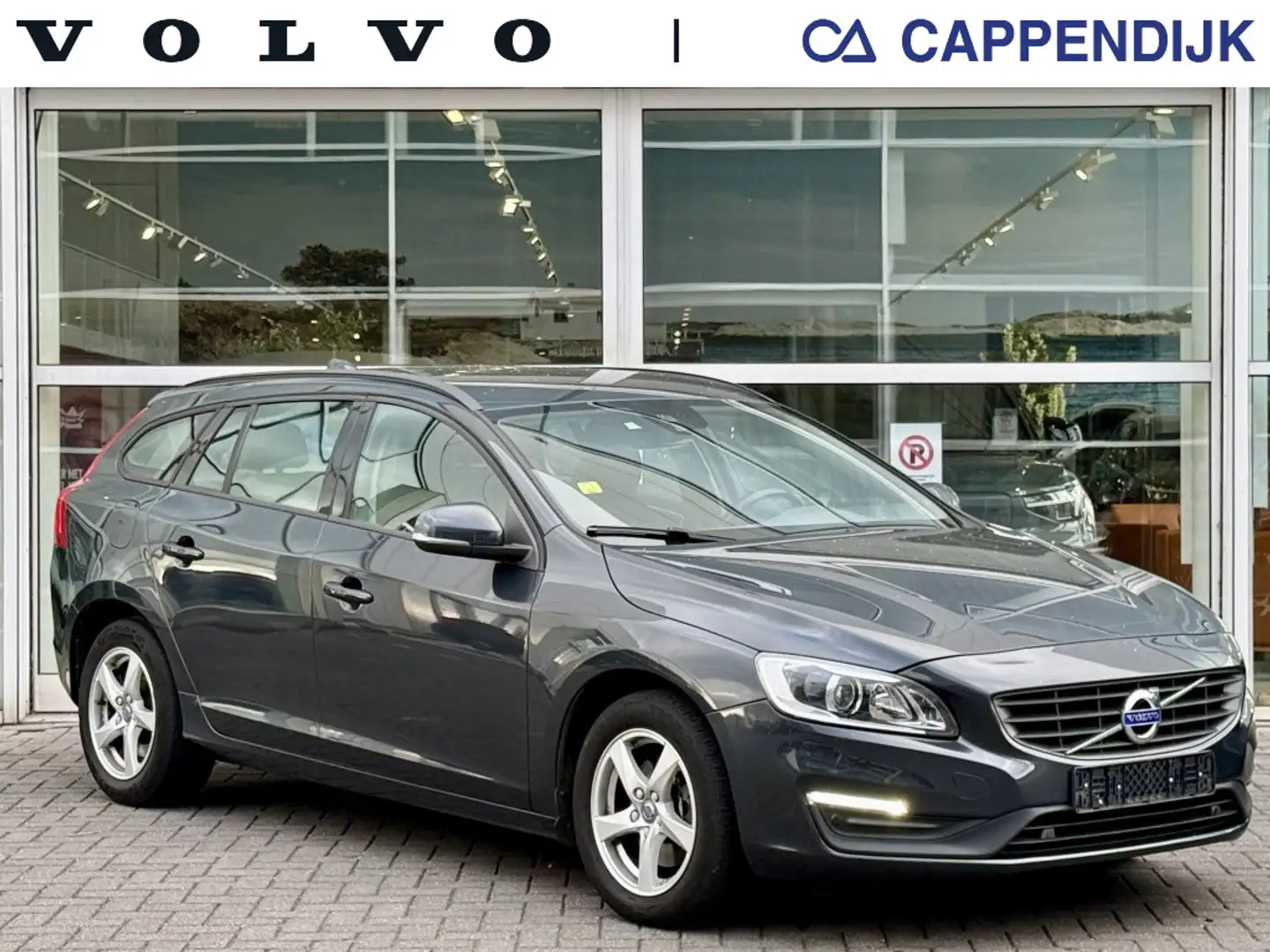Volvo V60 T3 153PK AUT6 Polar+| Camera| Stoel+Stuur verw| Na Grau - 1