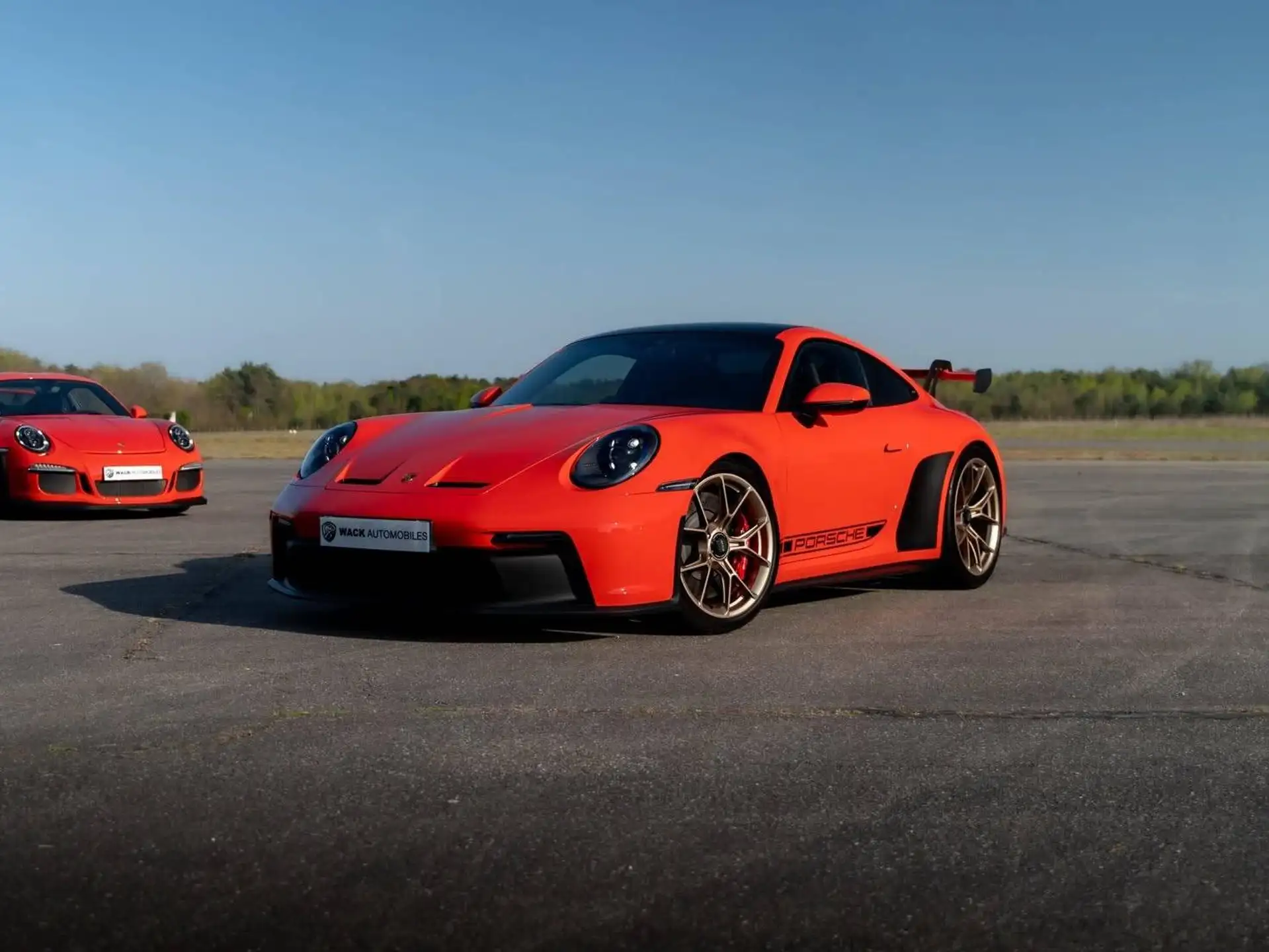 포르쉐 911 GT3 2021 레드 사진 6