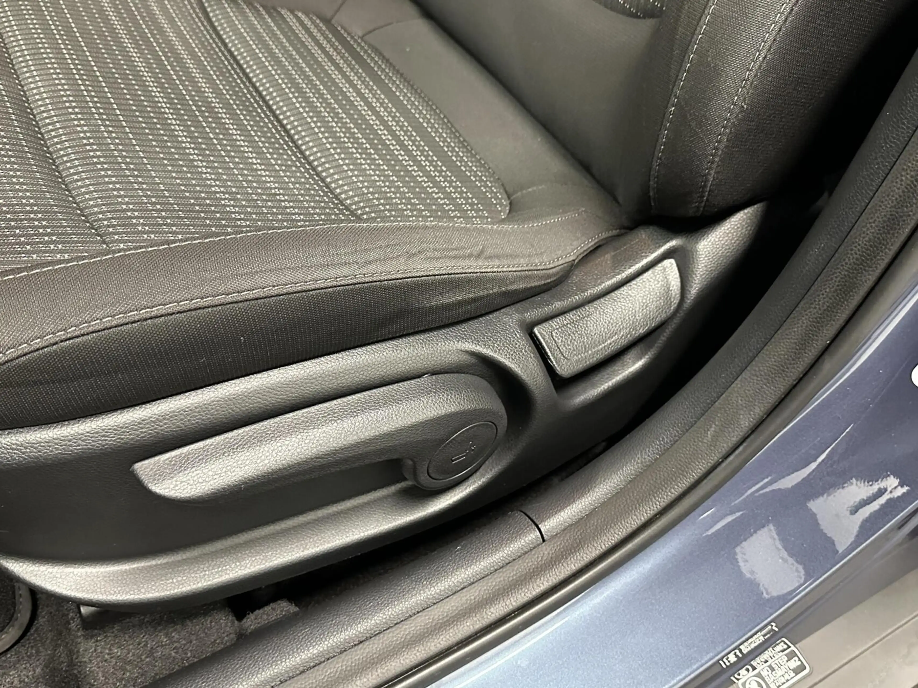 Kia Stonic 1.0 T-GDi MHEV DynamicLine CAMERA CARPLAY NAVI CRU — photo 17