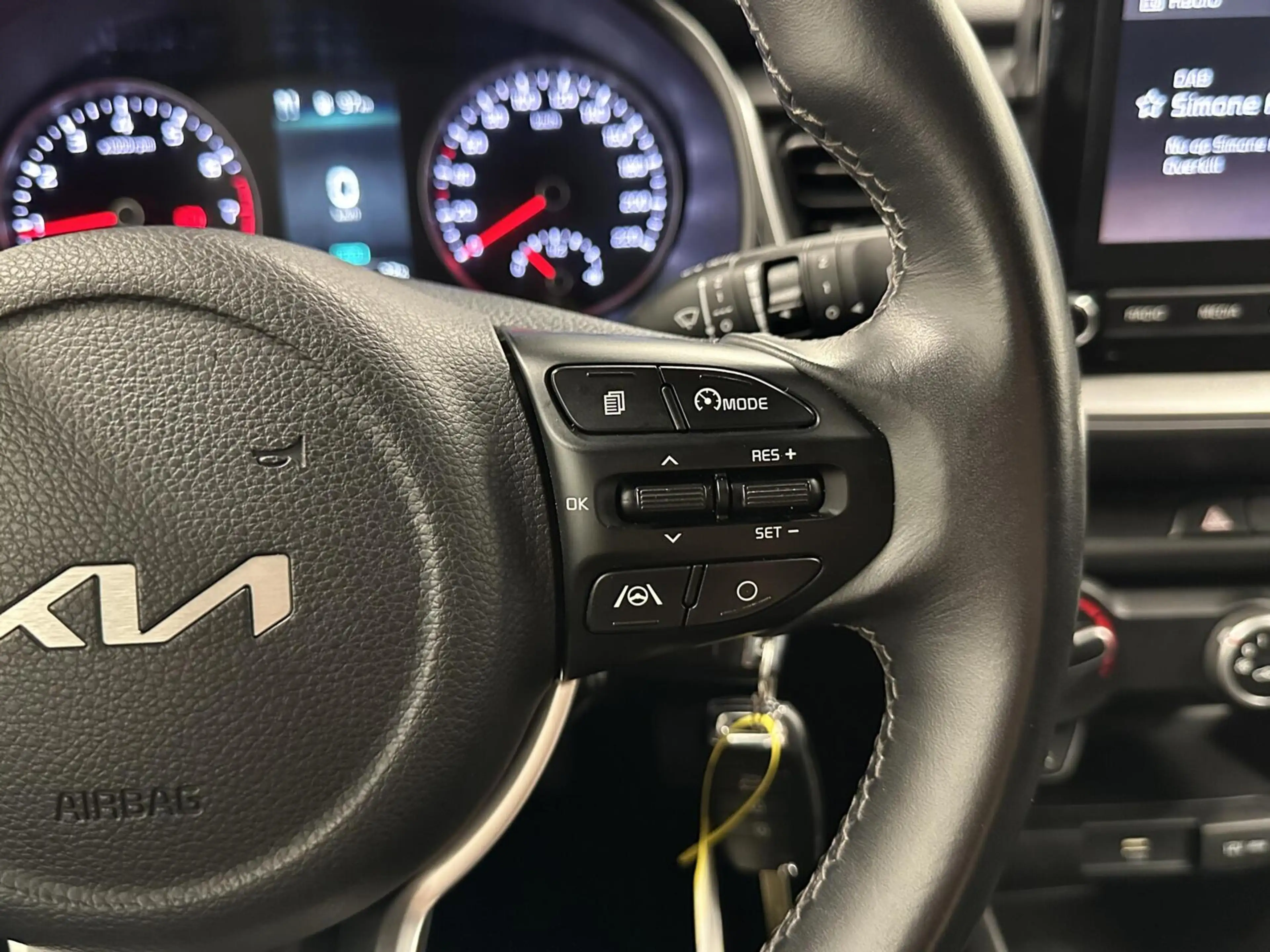 Kia Stonic 1.0 T-GDi MHEV DynamicLine CAMERA CARPLAY NAVI CRU — photo 23