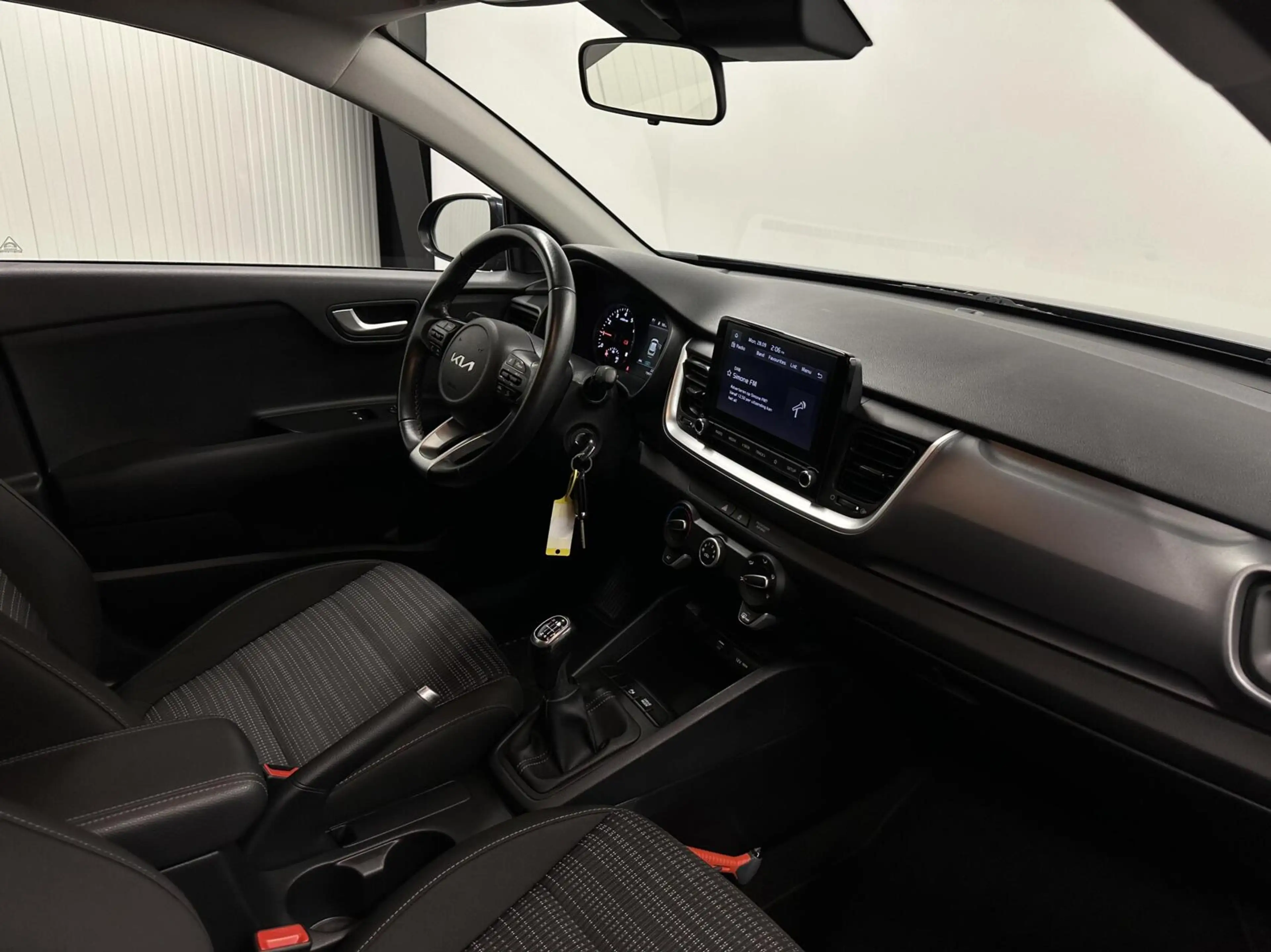 Kia Stonic 1.0 T-GDi MHEV DynamicLine CAMERA CARPLAY NAVI CRU — photo 13