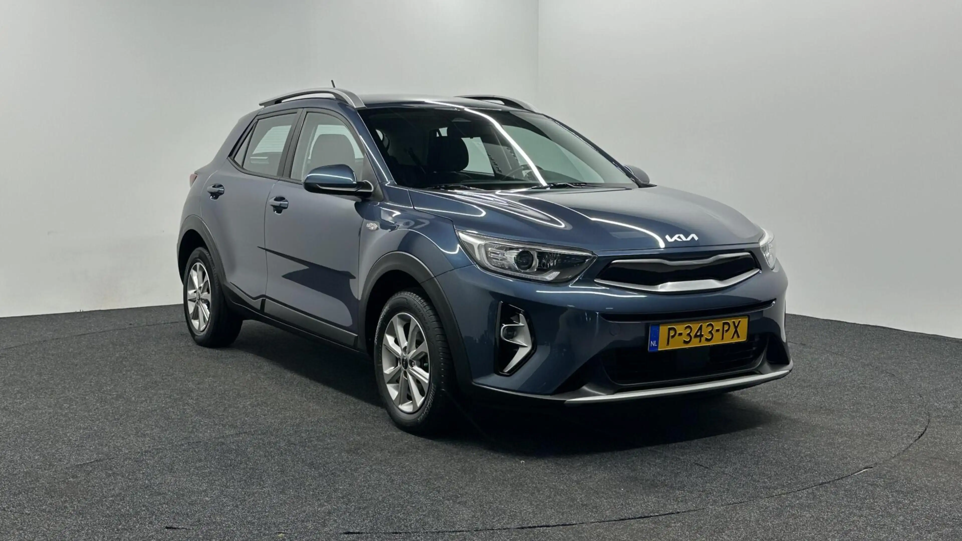 Kia Stonic 1.0 T-GDi MHEV DynamicLine CAMERA CARPLAY NAVI CRU — photo 3