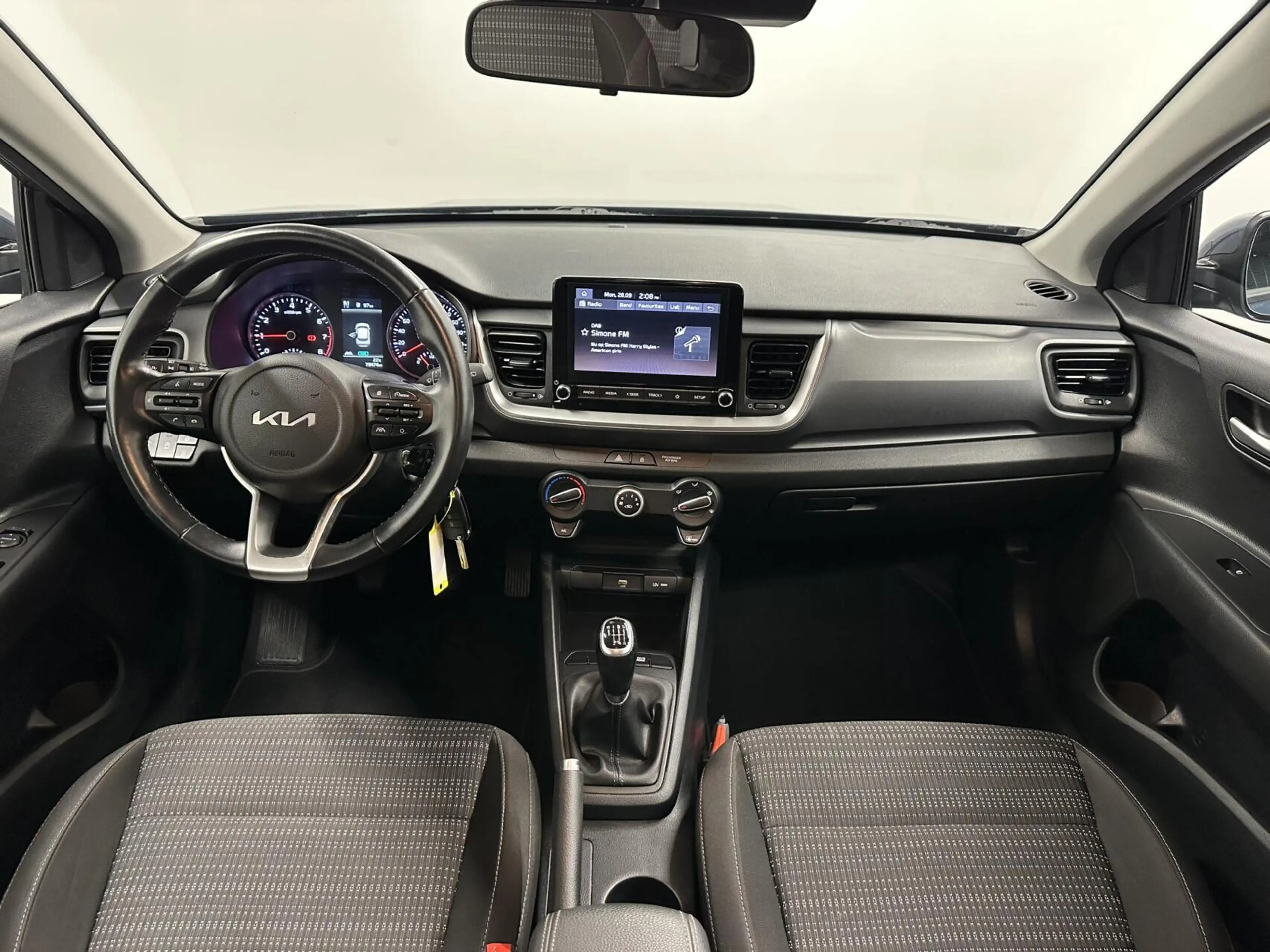 Kia Stonic 1.0 T-GDi MHEV DynamicLine CAMERA CARPLAY NAVI CRU — photo 2