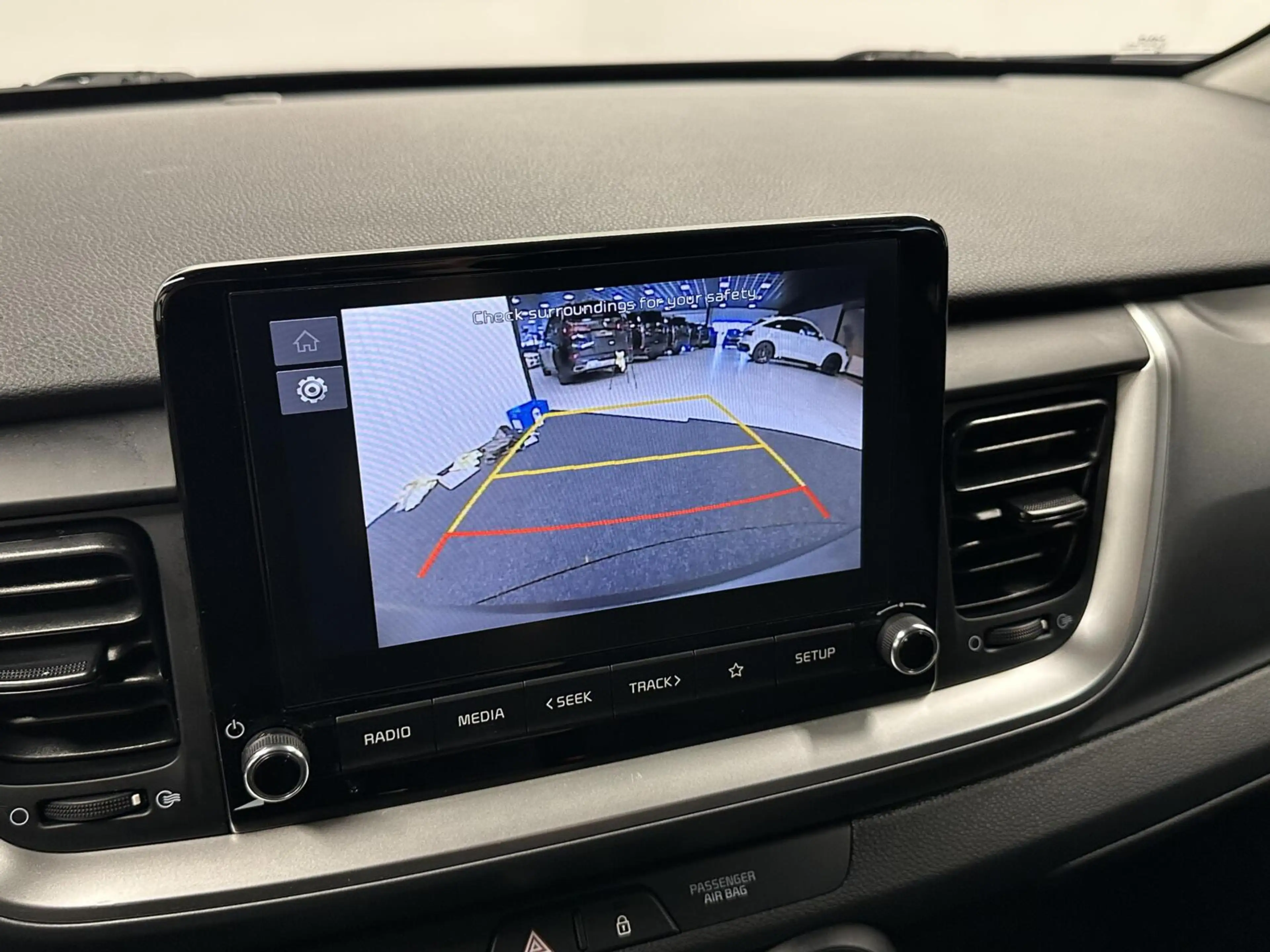 Kia Stonic 1.0 T-GDi MHEV DynamicLine CAMERA CARPLAY NAVI CRU — photo 33