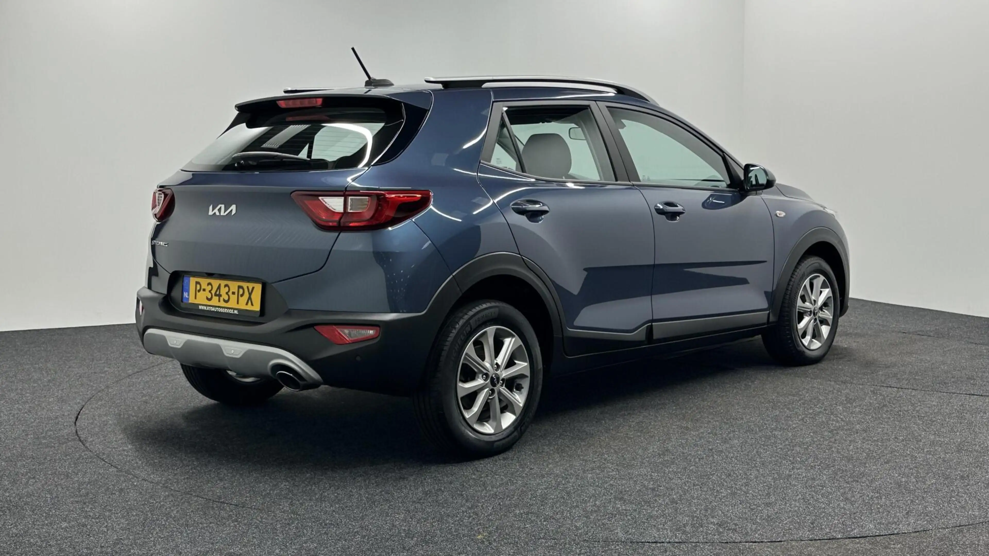Kia Stonic 1.0 T-GDi MHEV DynamicLine CAMERA CARPLAY NAVI CRU — photo 5