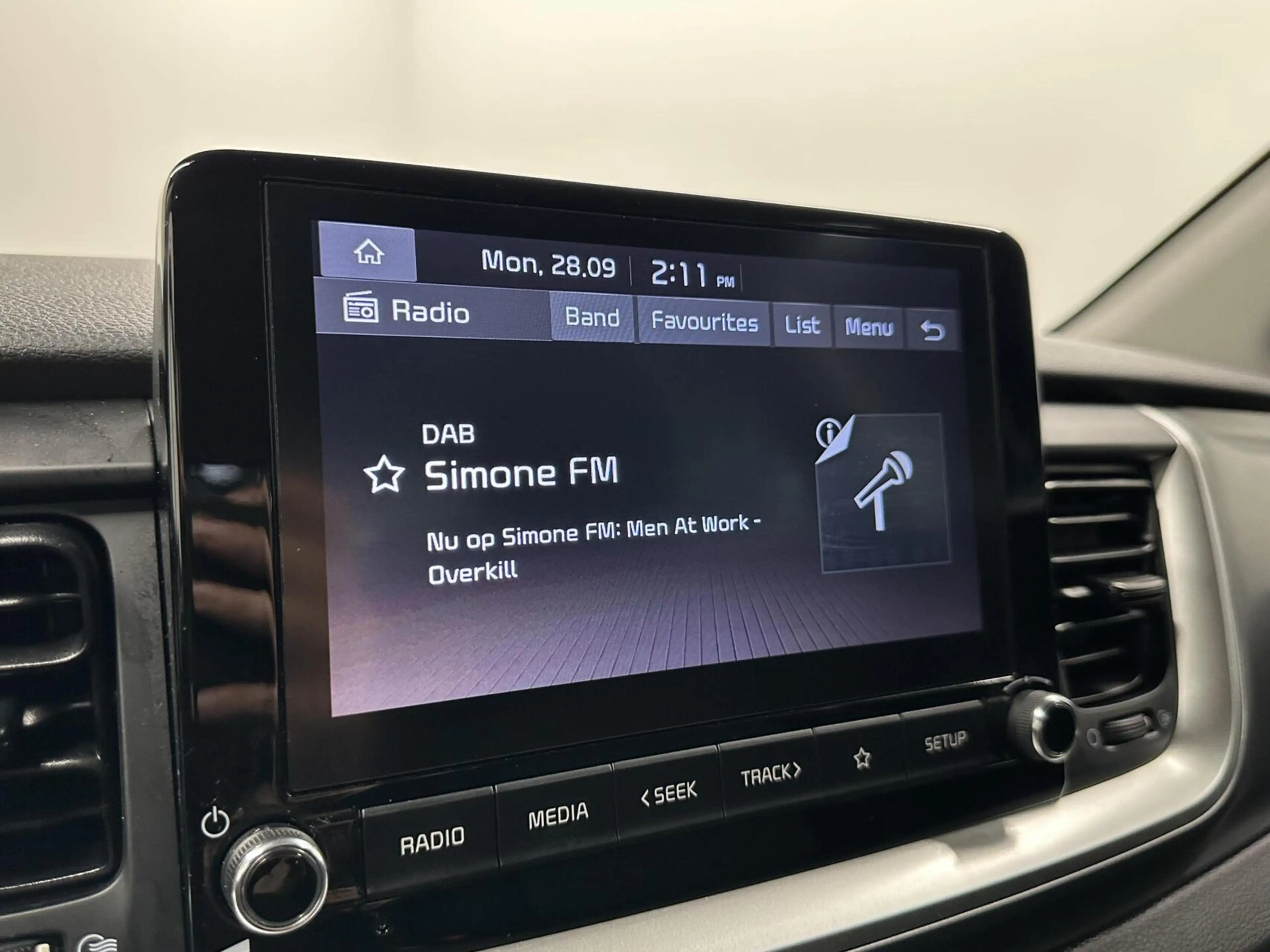Kia Stonic 1.0 T-GDi MHEV DynamicLine CAMERA CARPLAY NAVI CRU — photo 35