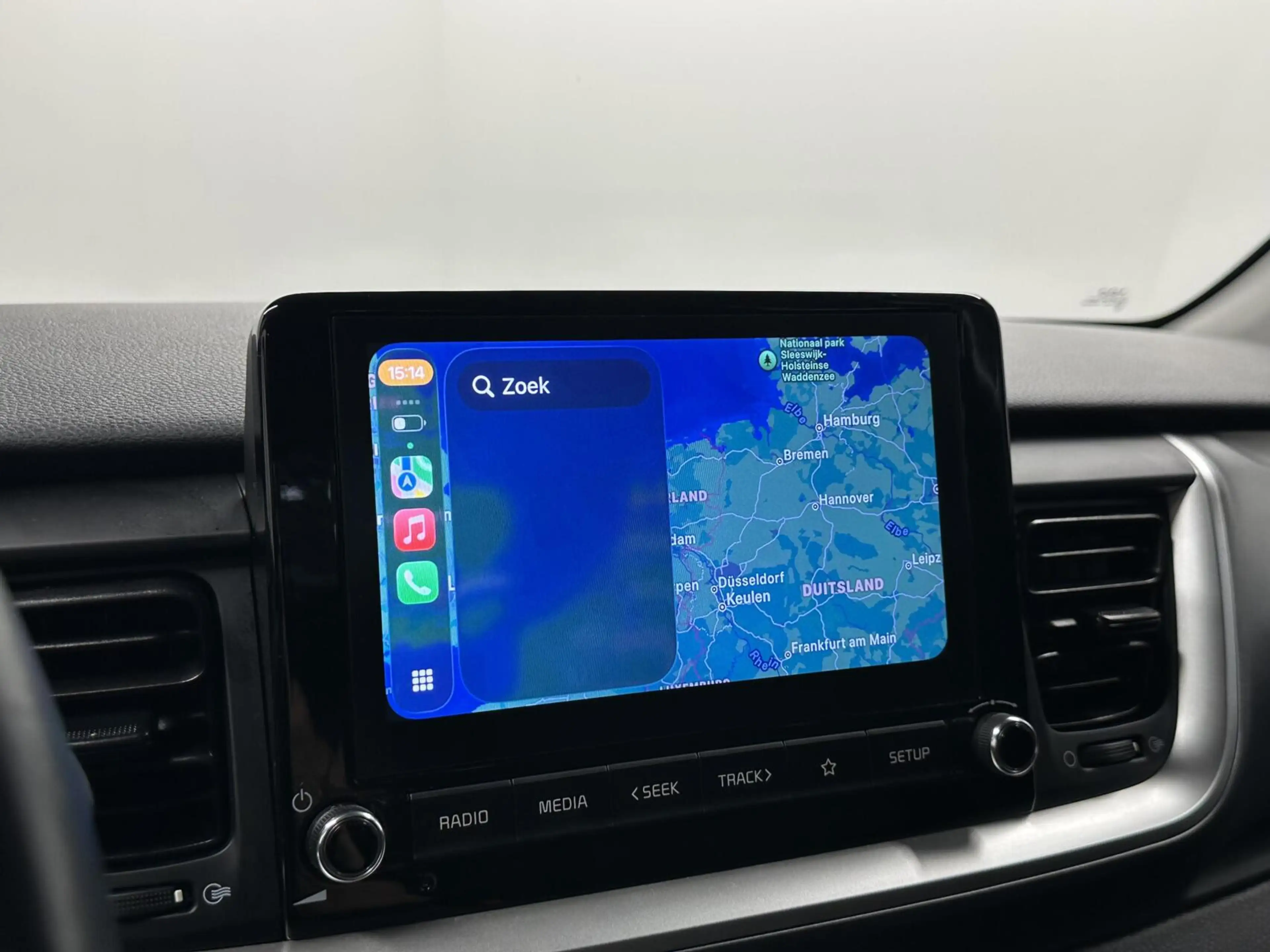 Kia Stonic 1.0 T-GDi MHEV DynamicLine CAMERA CARPLAY NAVI CRU — photo 34