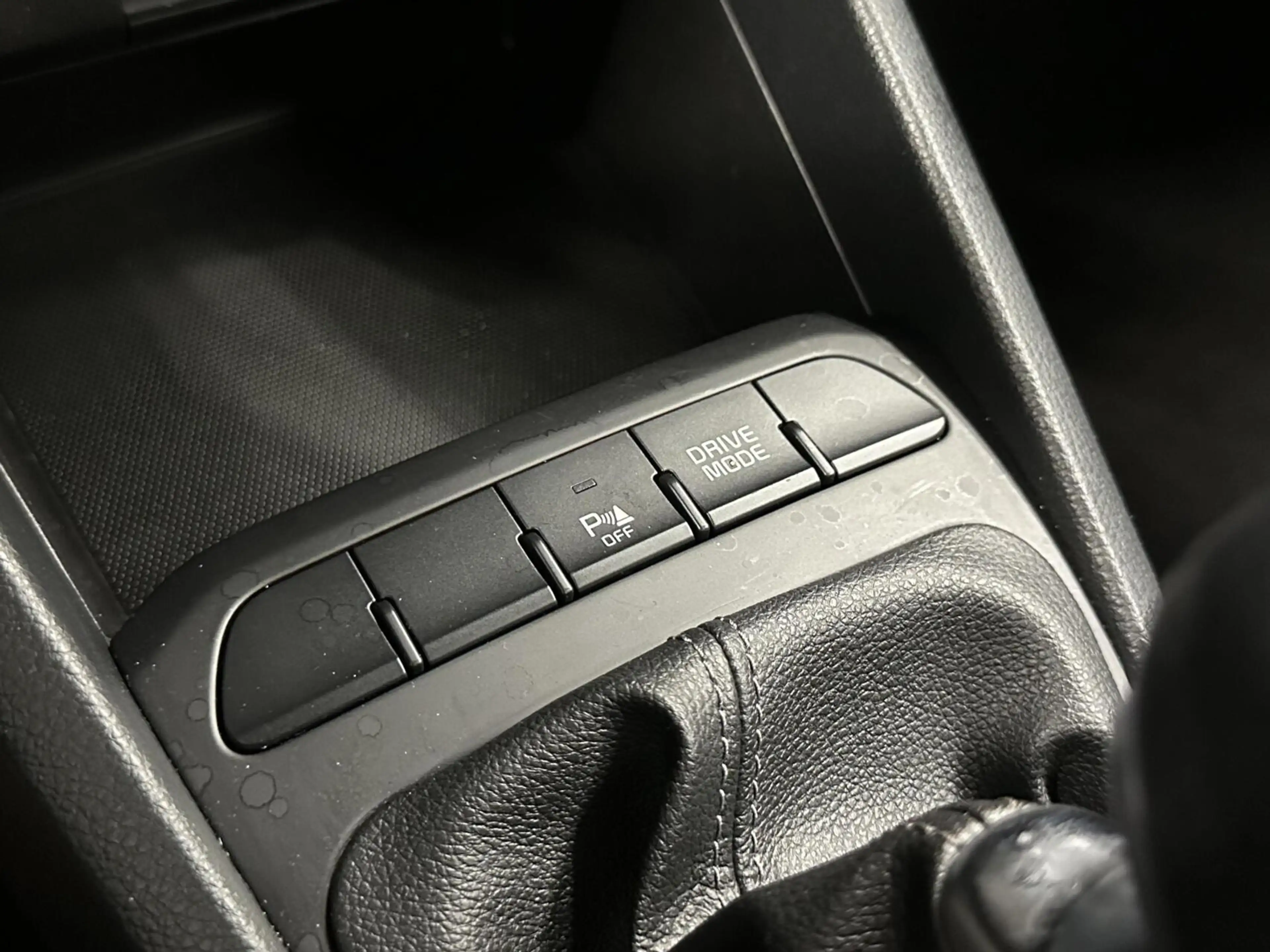 Kia Stonic 1.0 T-GDi MHEV DynamicLine CAMERA CARPLAY NAVI CRU — photo 47